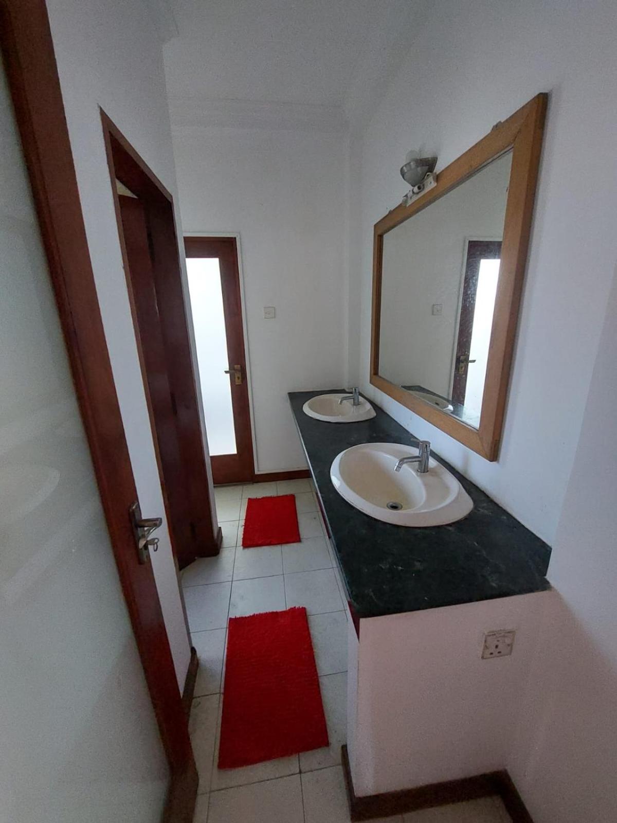 Kingfisher Villa
