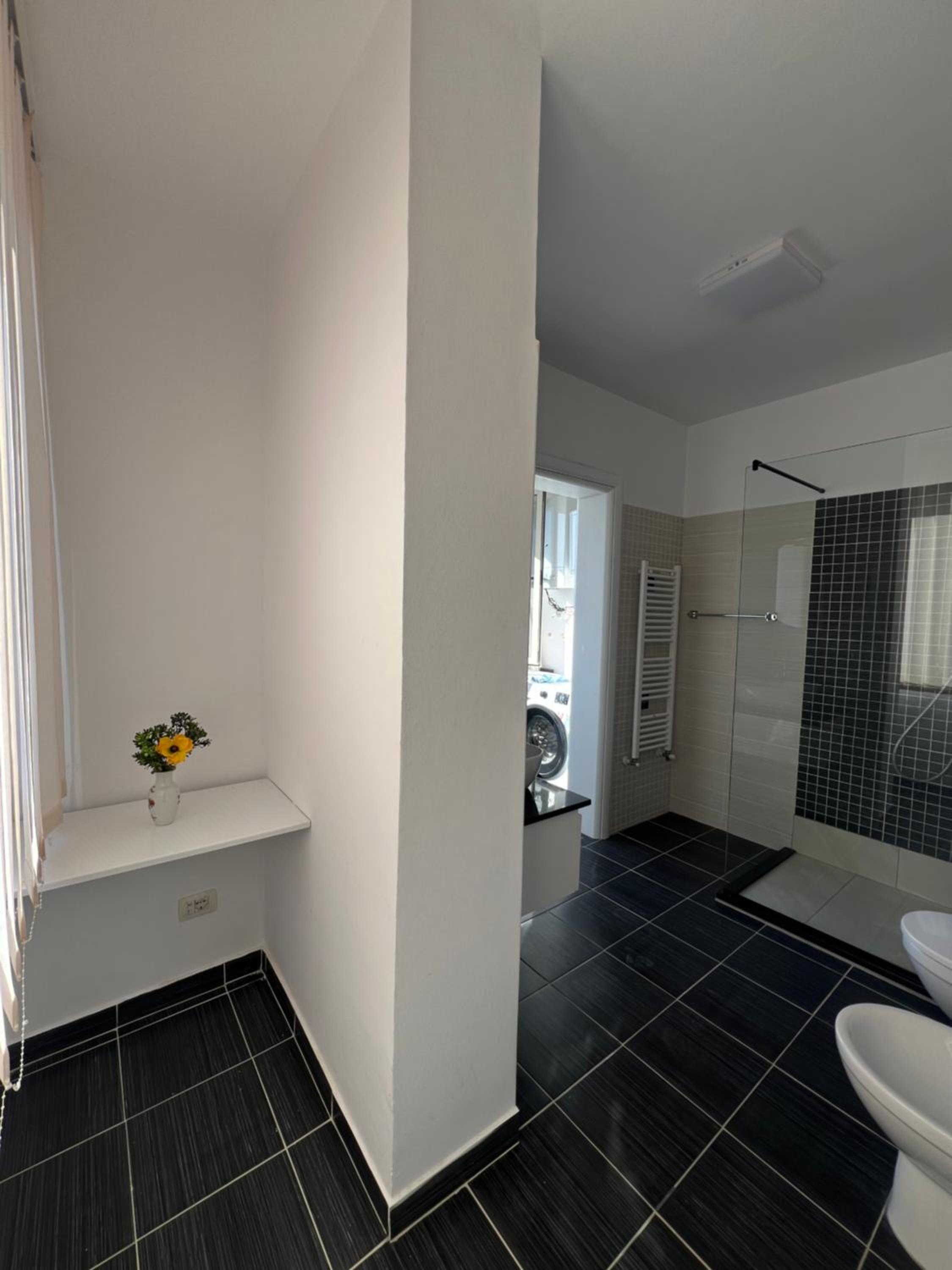 Modern 2BR Apartment ,Balcony,Central Shkoder