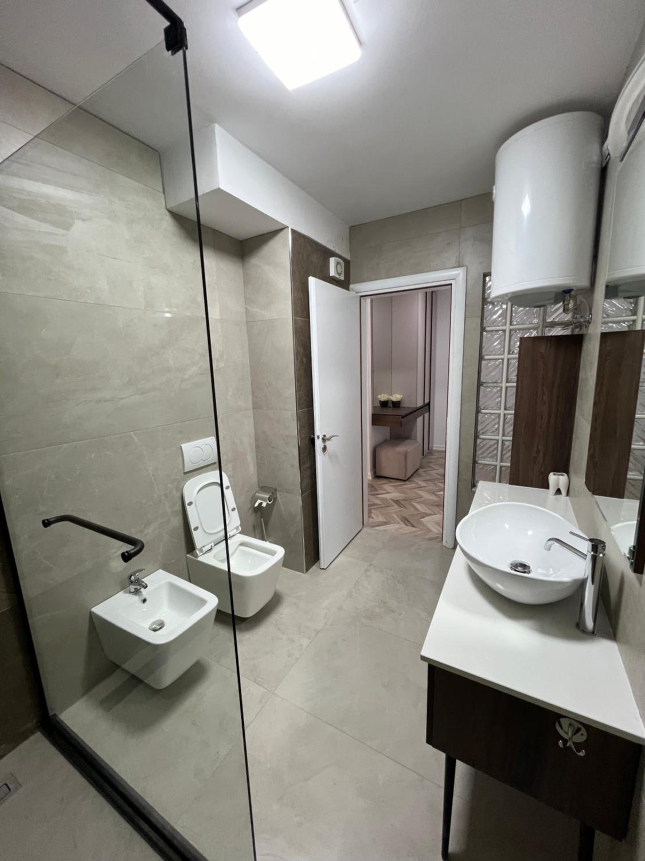 Modern 2BR Apartment ,Balcony,Central Shkoder
