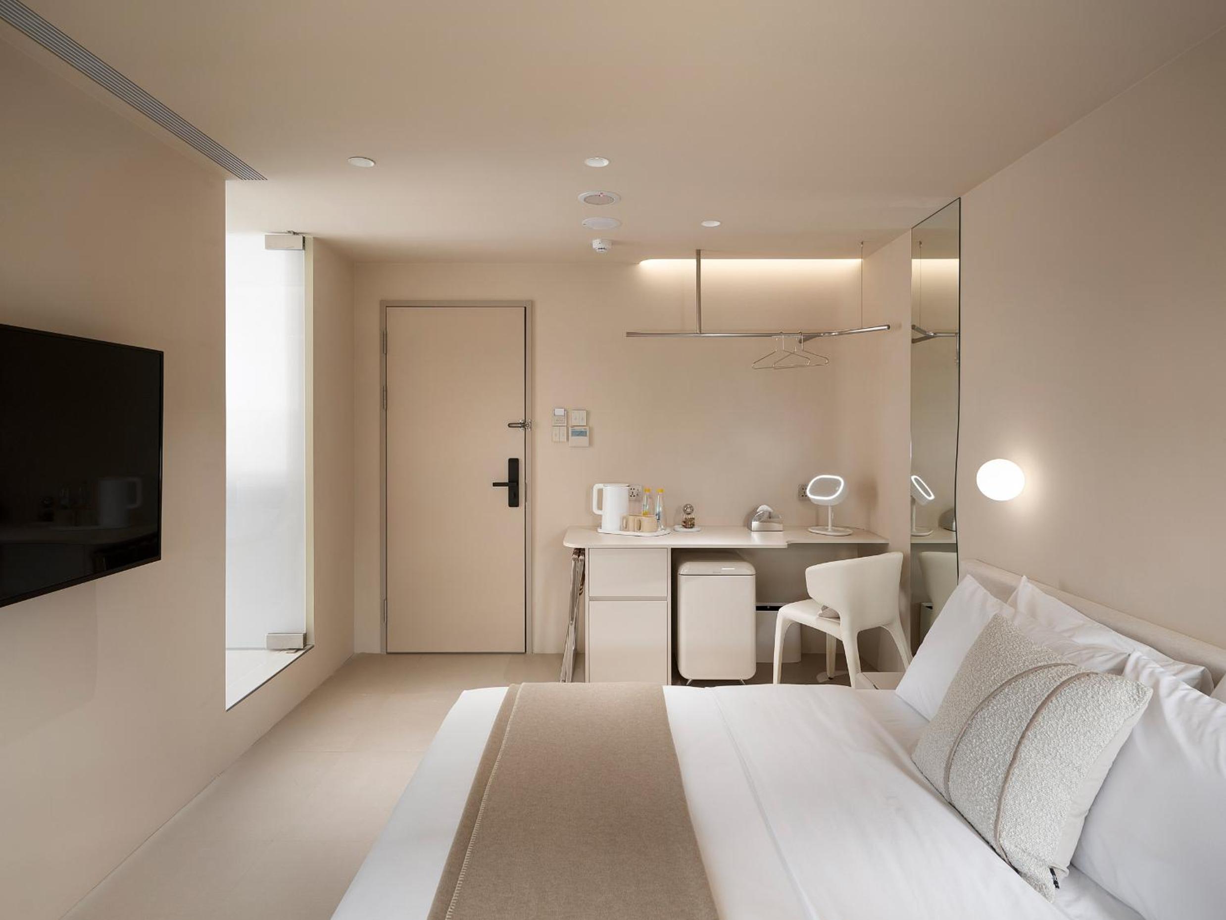 Lore Hotel 樂爾公寓