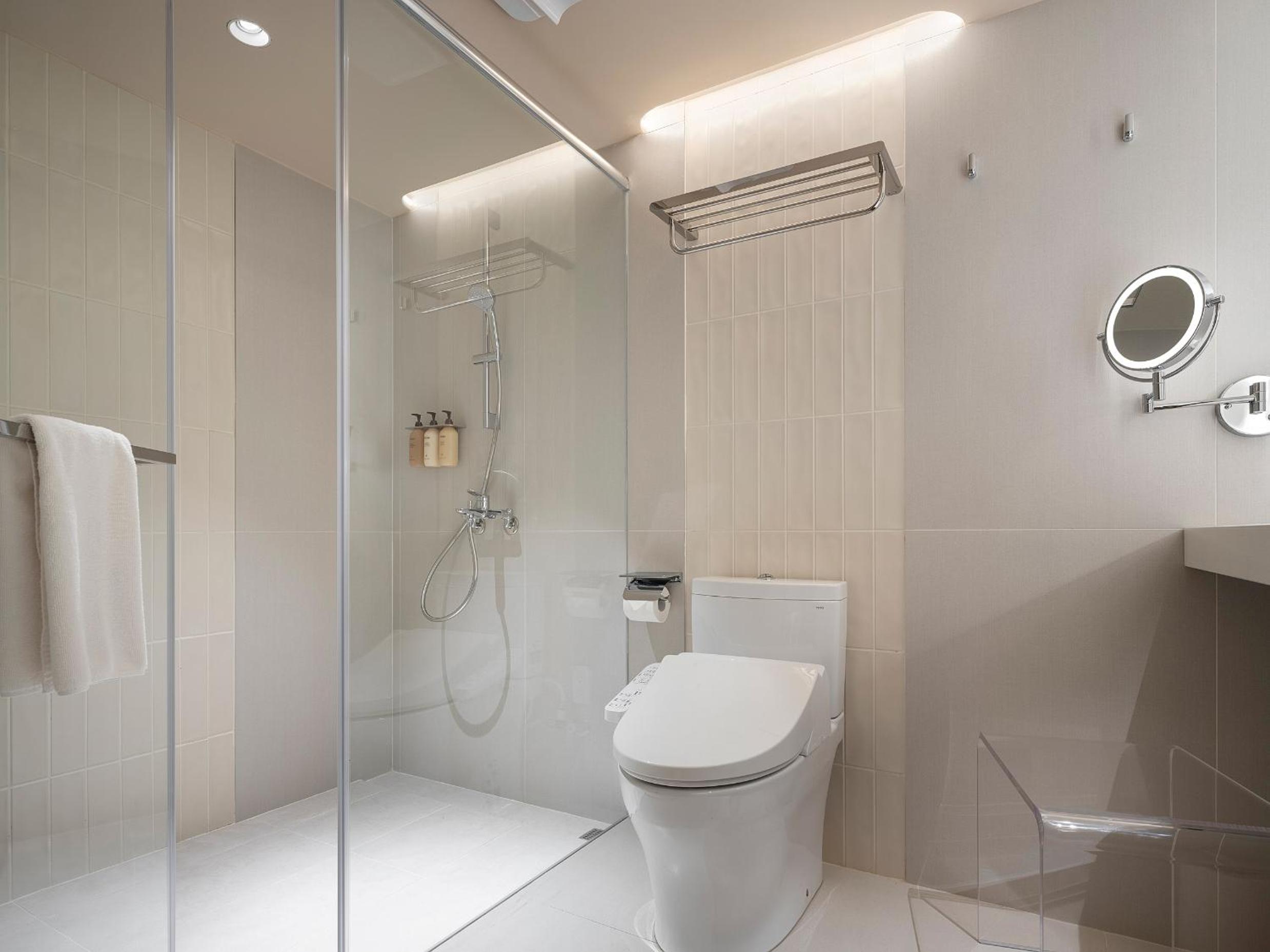 Lore Hotel 樂爾公寓