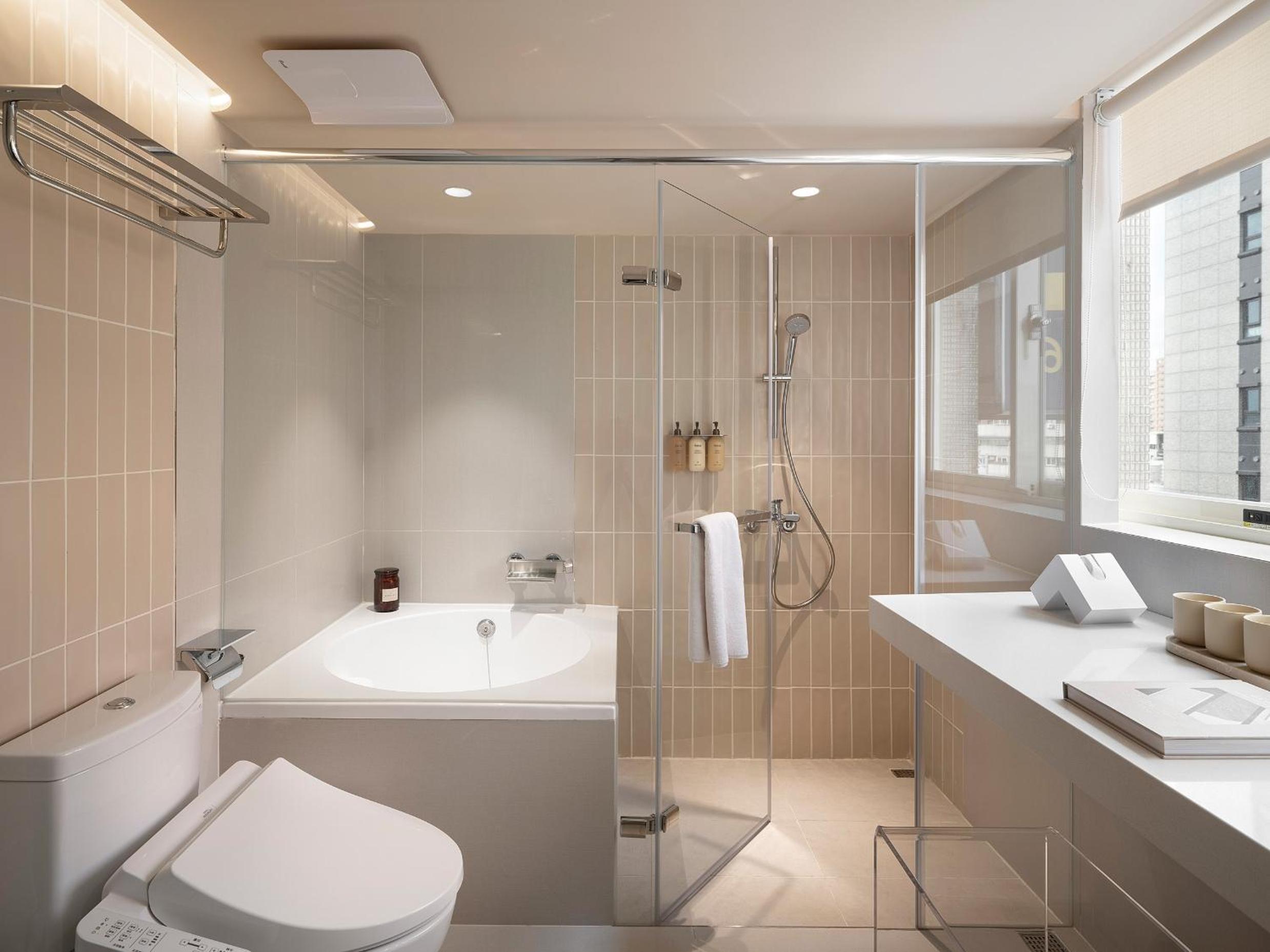 Lore Hotel 樂爾公寓