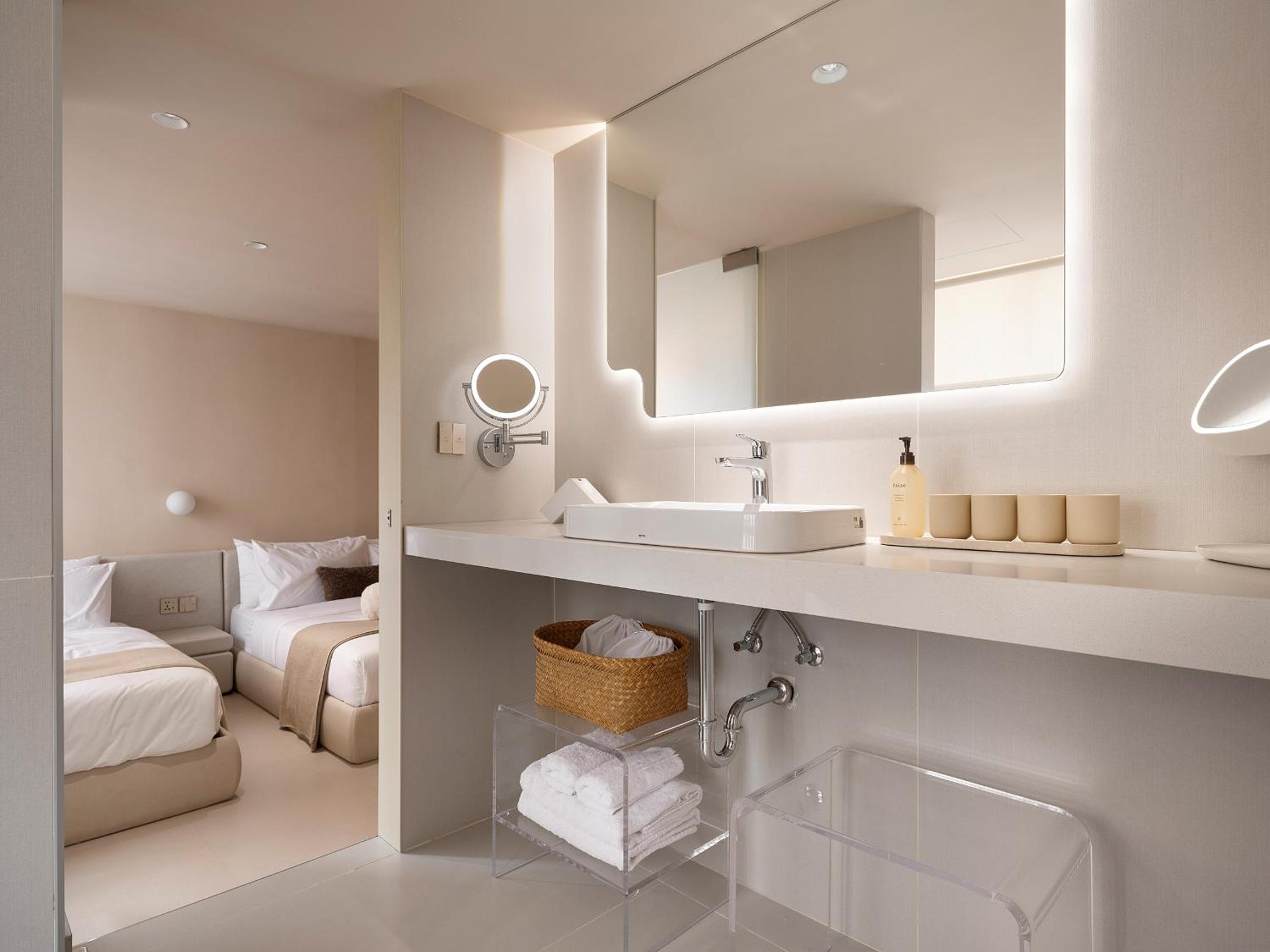 Lore Hotel 樂爾公寓