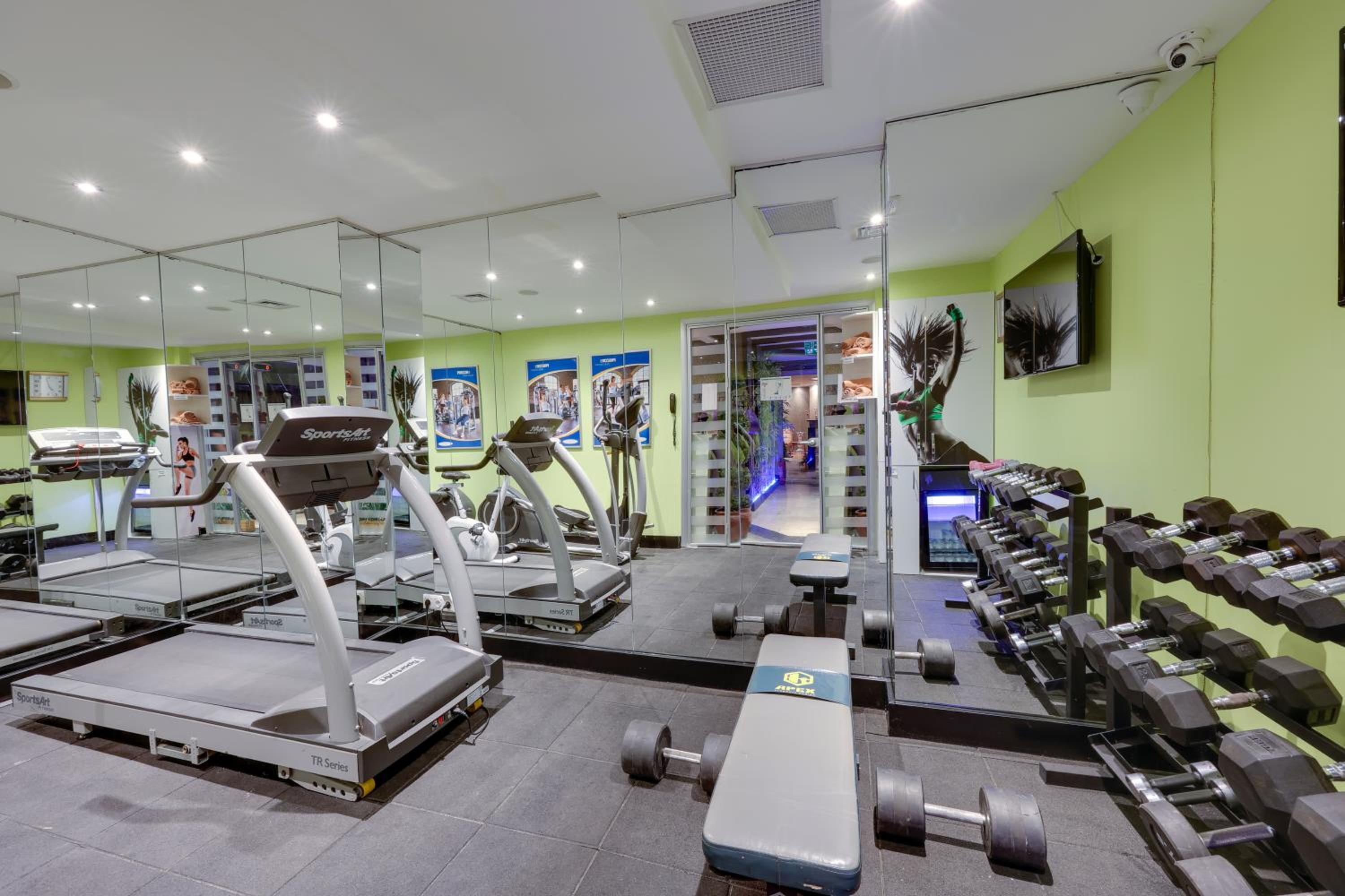 Ramada by Wyndham İstanbul Eski Şehir - Image 42