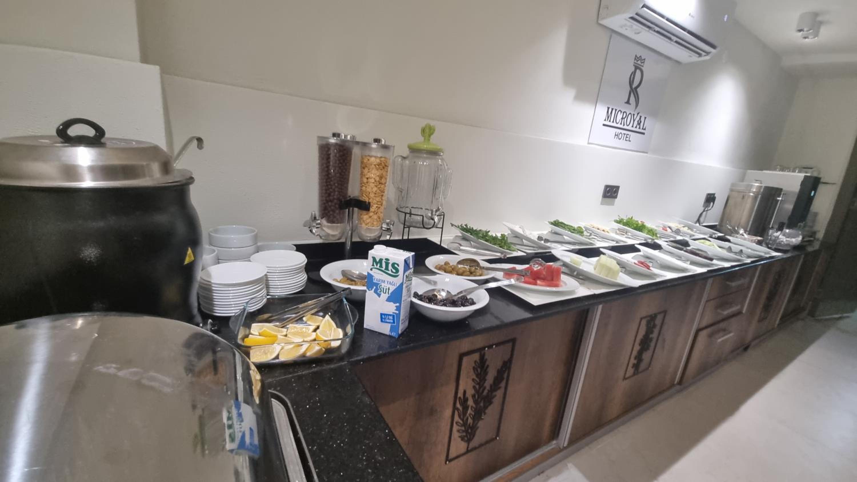 Microyal Hotel - Image 68