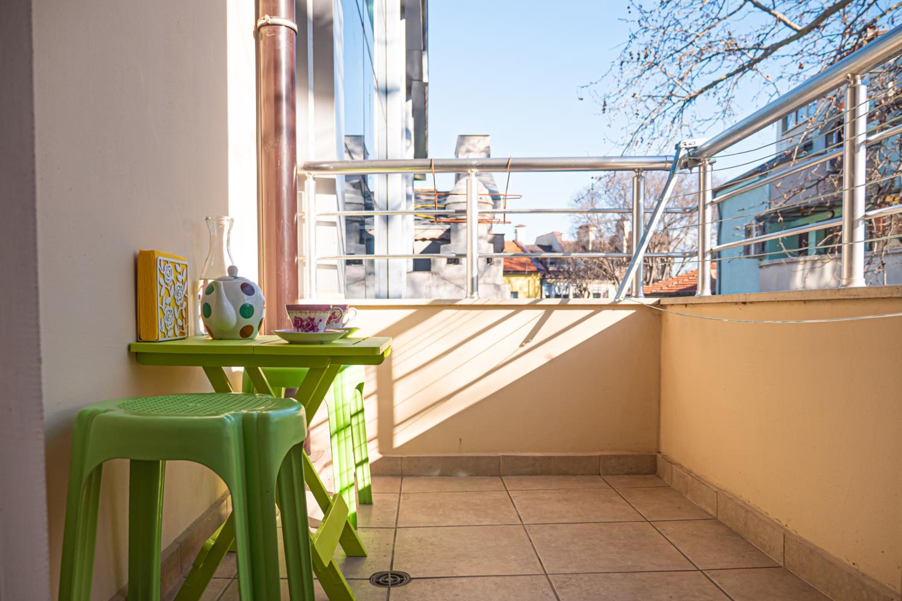 Cozy 1-bedroom apartment 5 min from the beach