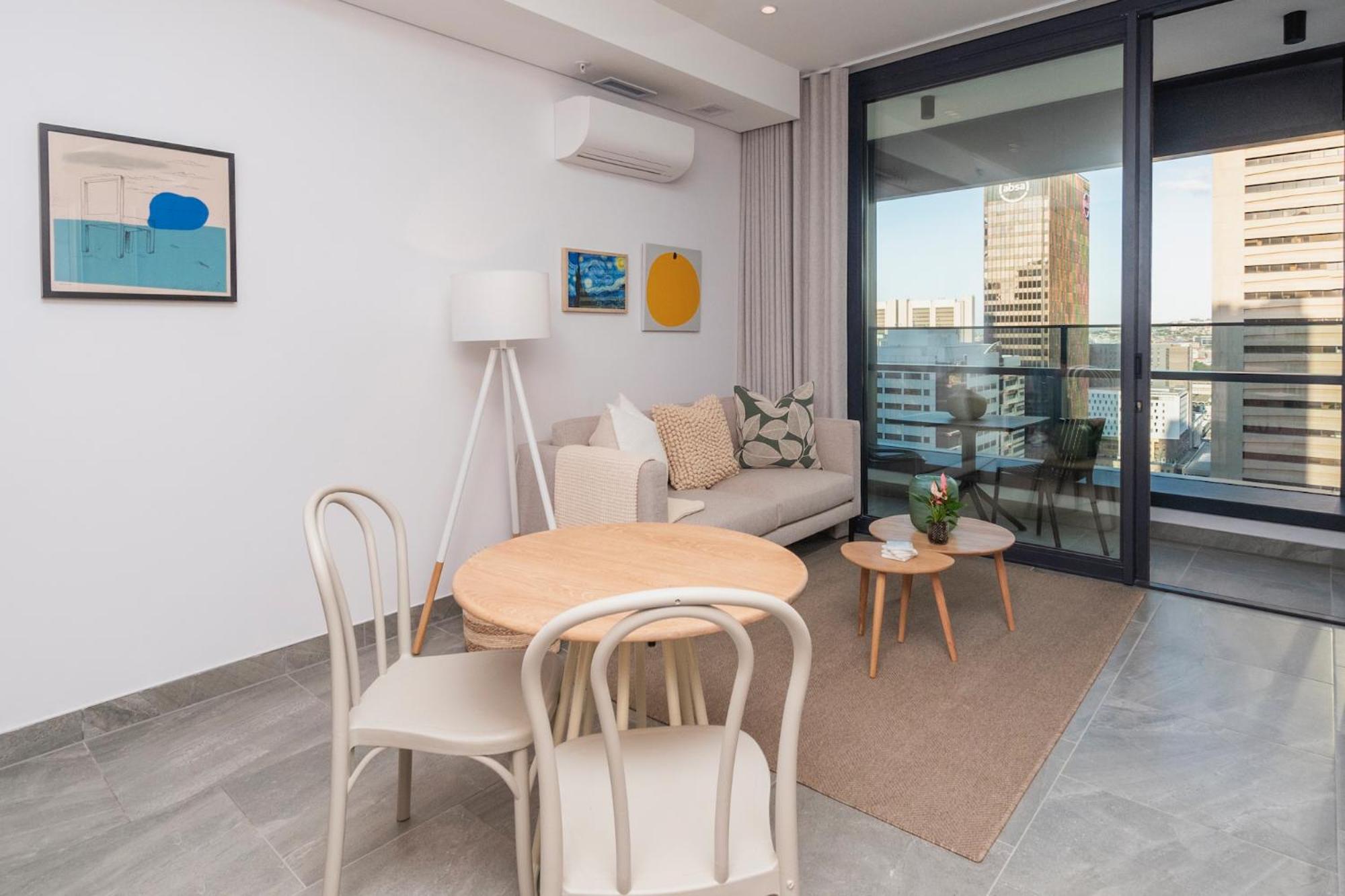 Stylish Urban Retreat at Rubik view 4