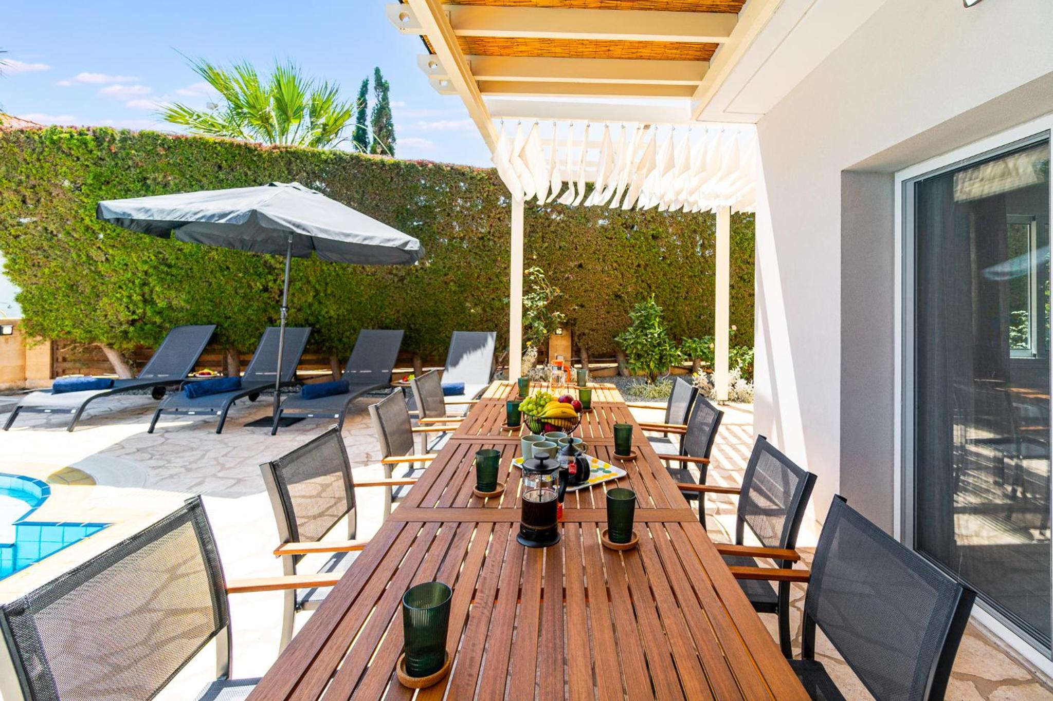Blue Velvet Villa by Ezoria Villas