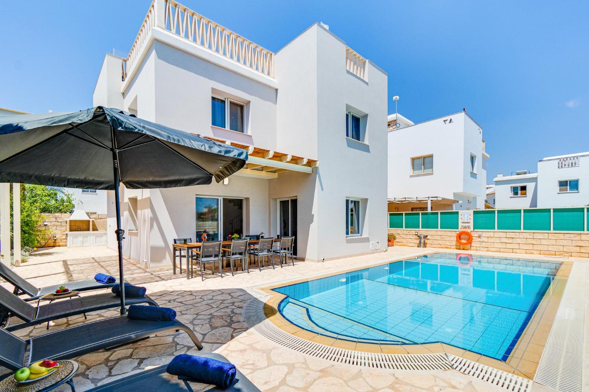 Blue Velvet Villa by Ezoria Villas