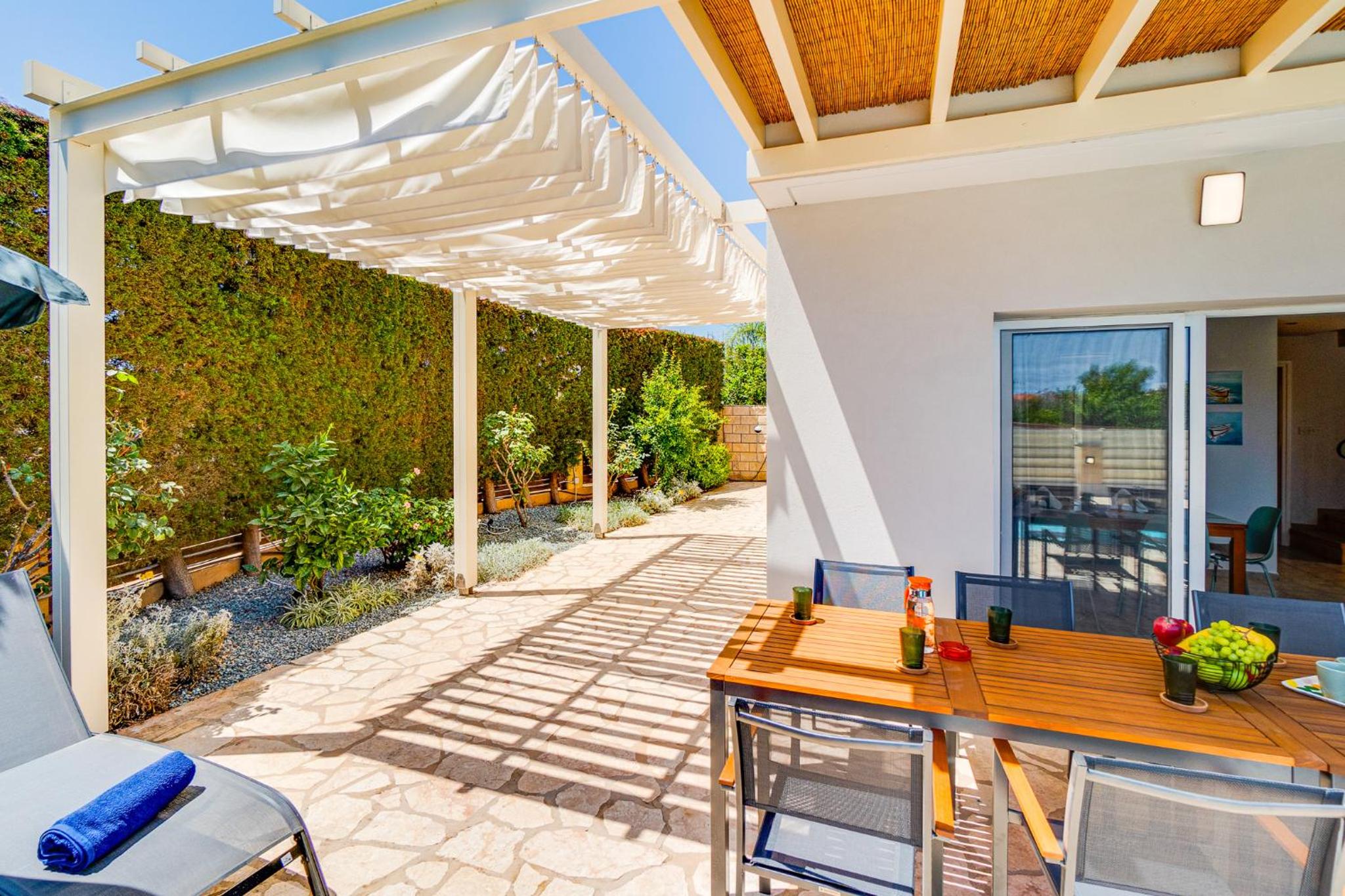 Blue Velvet Villa by Ezoria Villas