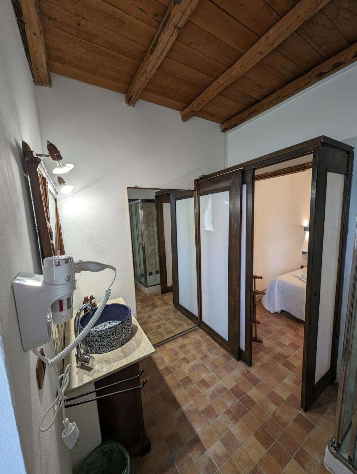 Casale Mon Rahal view 5