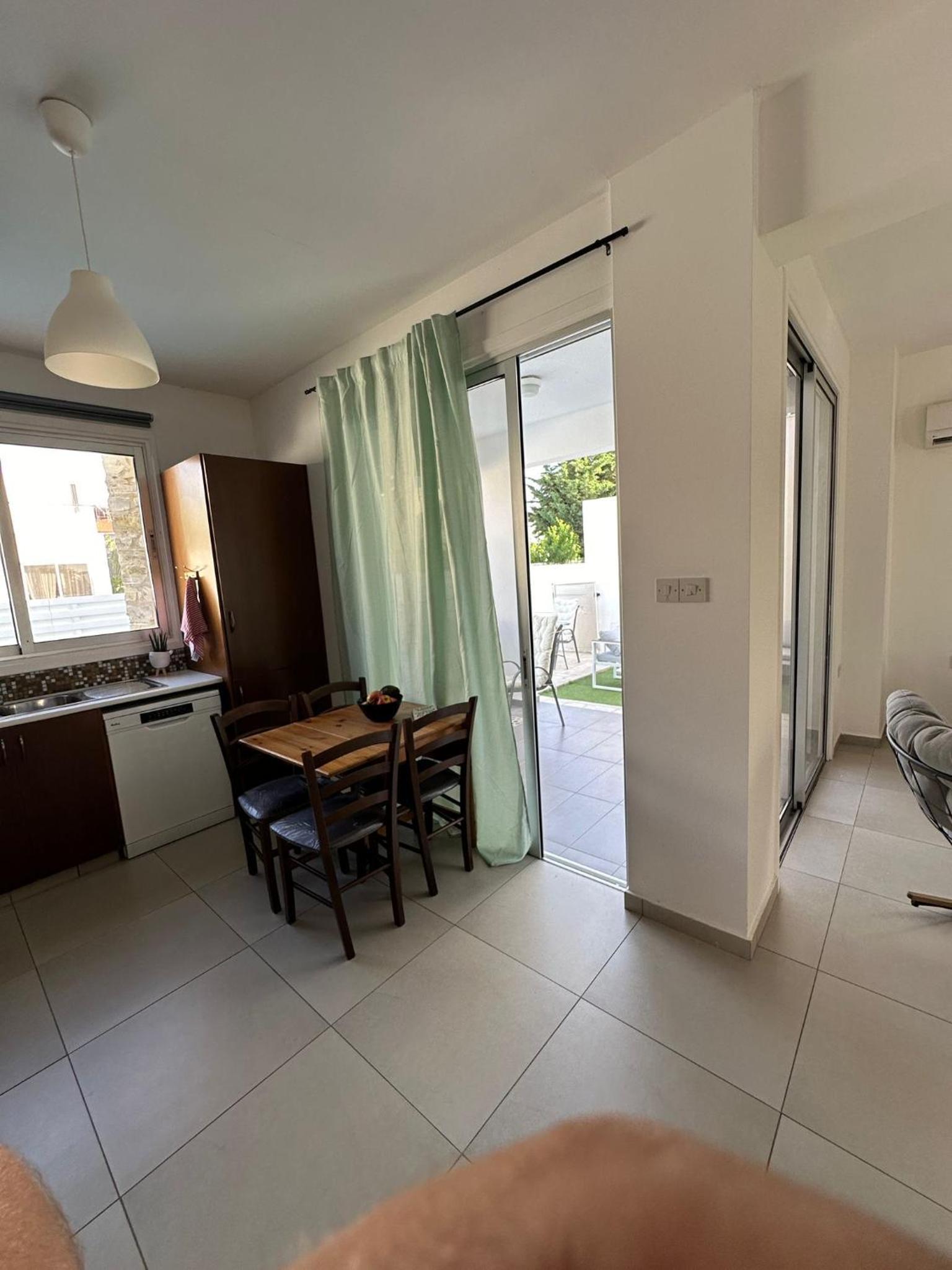 House with 2 bedrooms and Pool
