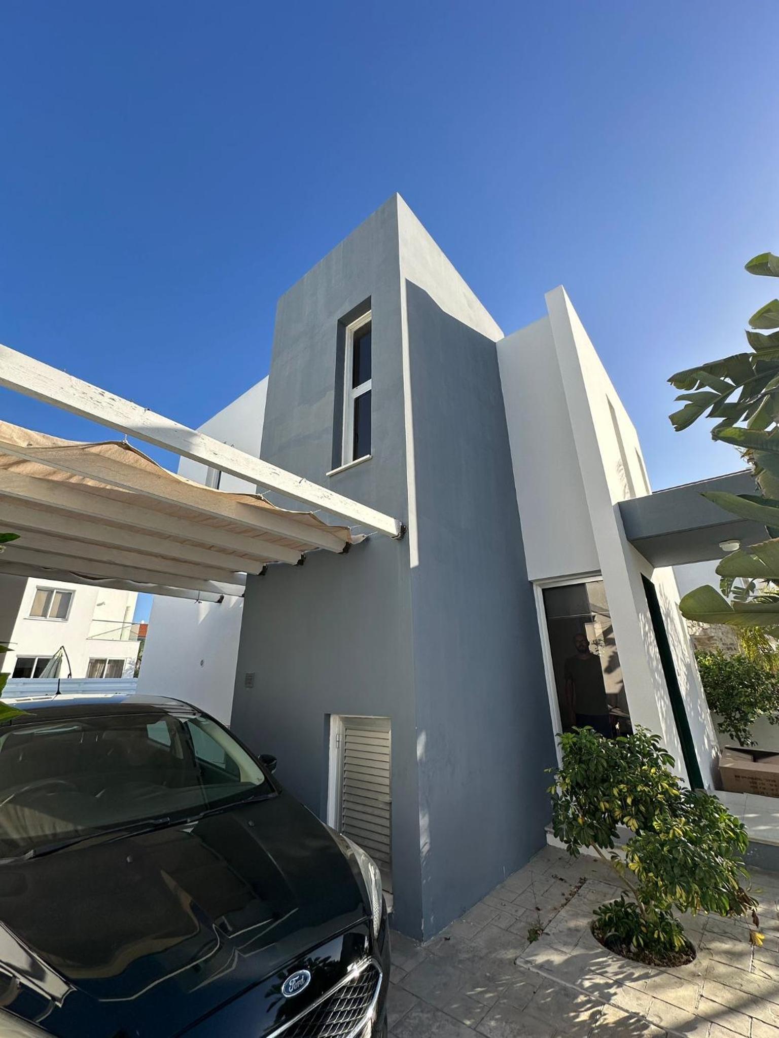House with 2 bedrooms and Pool