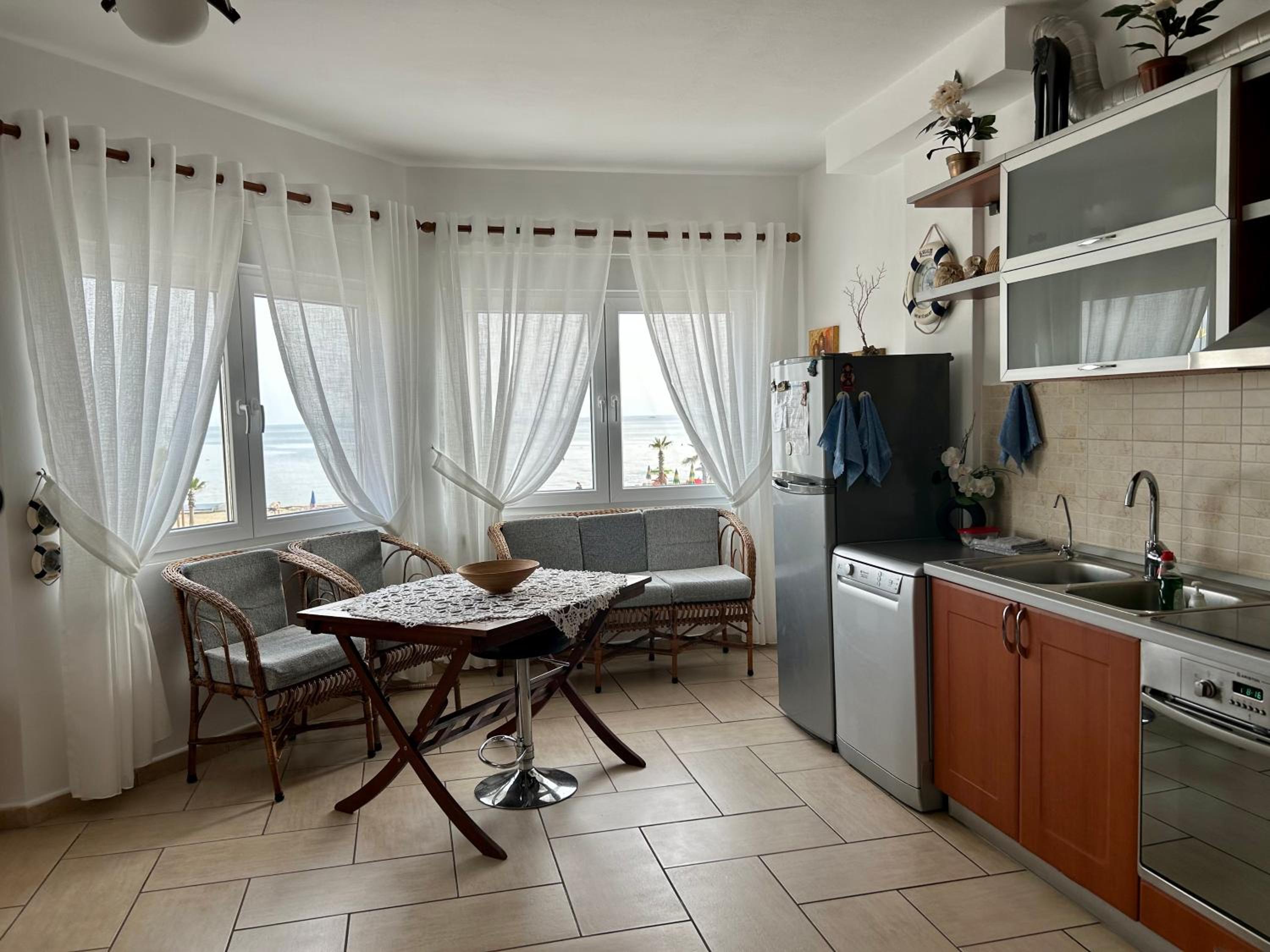 Teuta Apartment