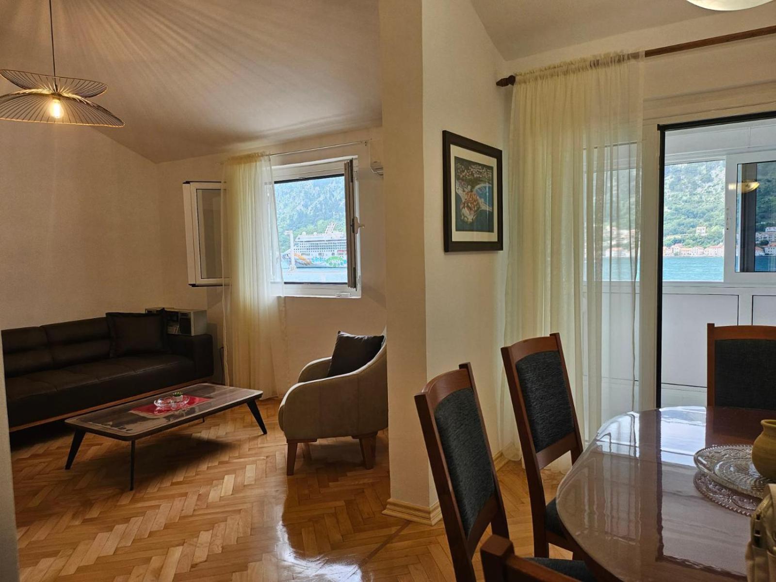 S&T Apartmani