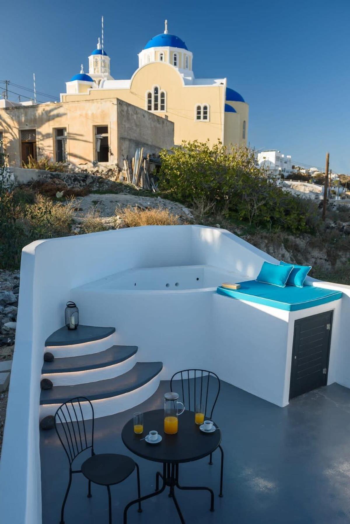 Santorini traditional 1Bd apt with private hot tub view 5