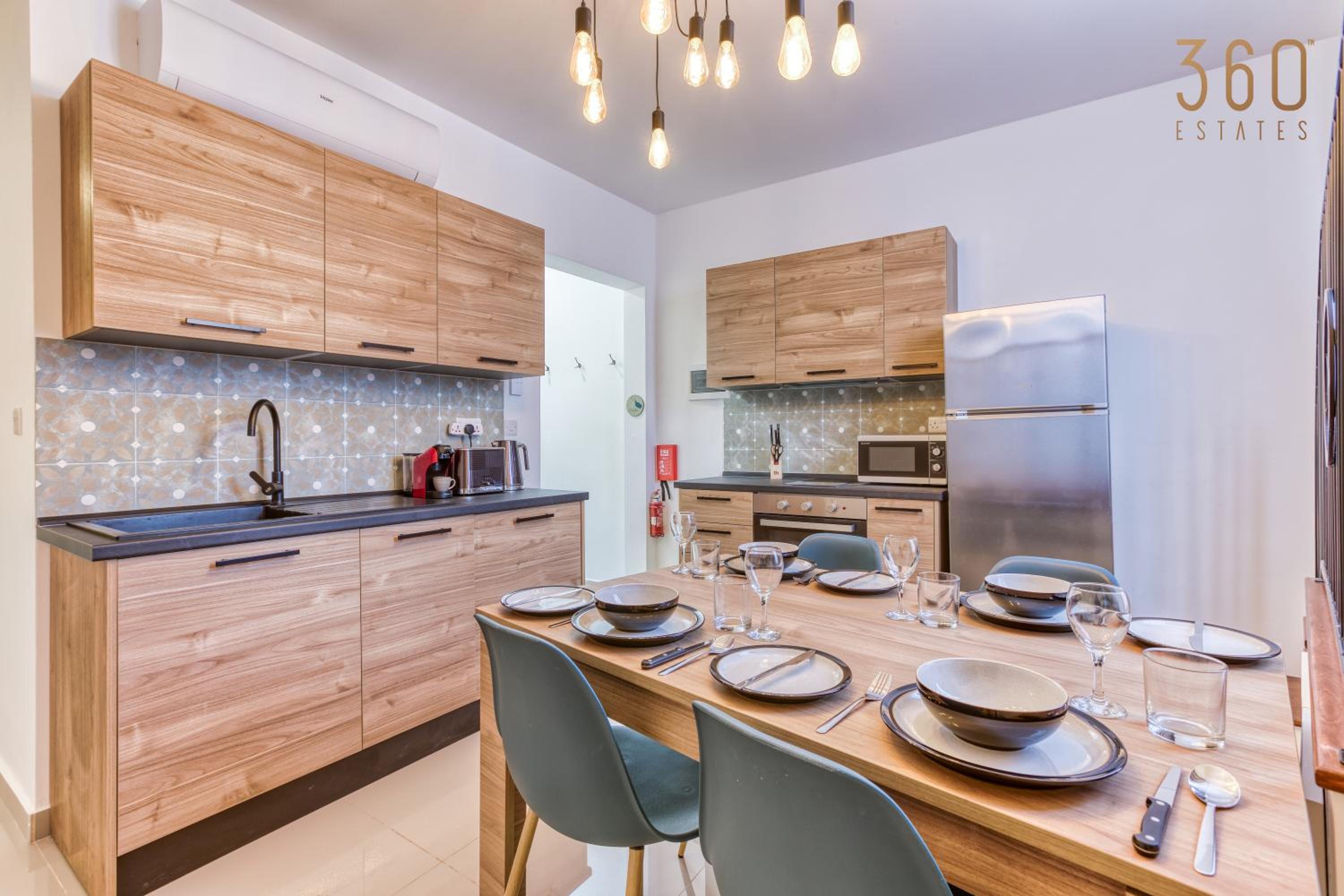 Stunning Maltese Home in the heart of Sliema by 360 Estates view 5