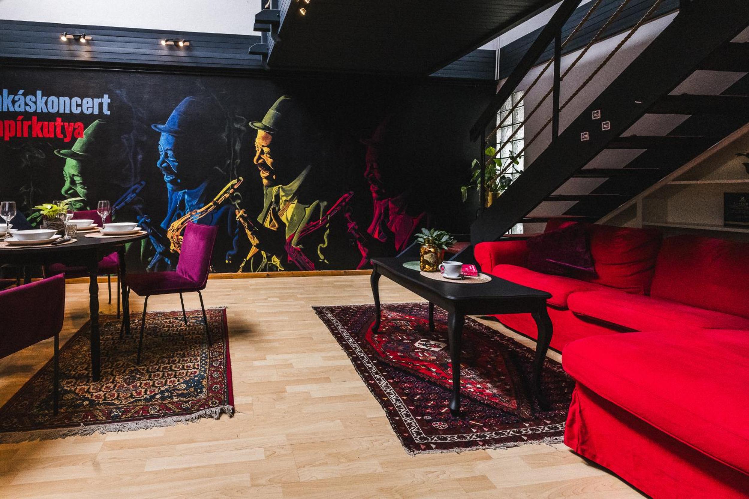 lounge
