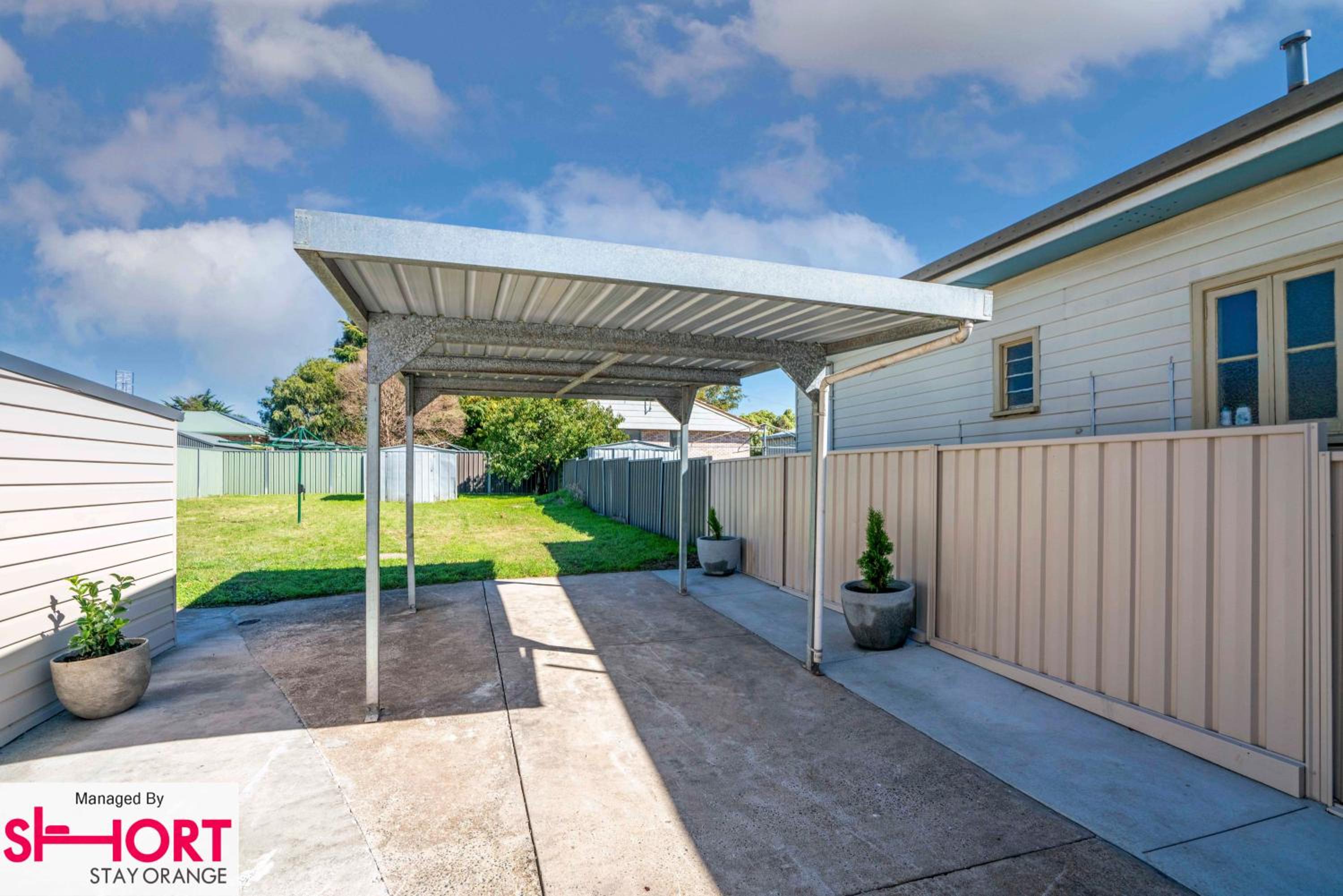 Bright, Cosy Cottage Central To Town - CBD