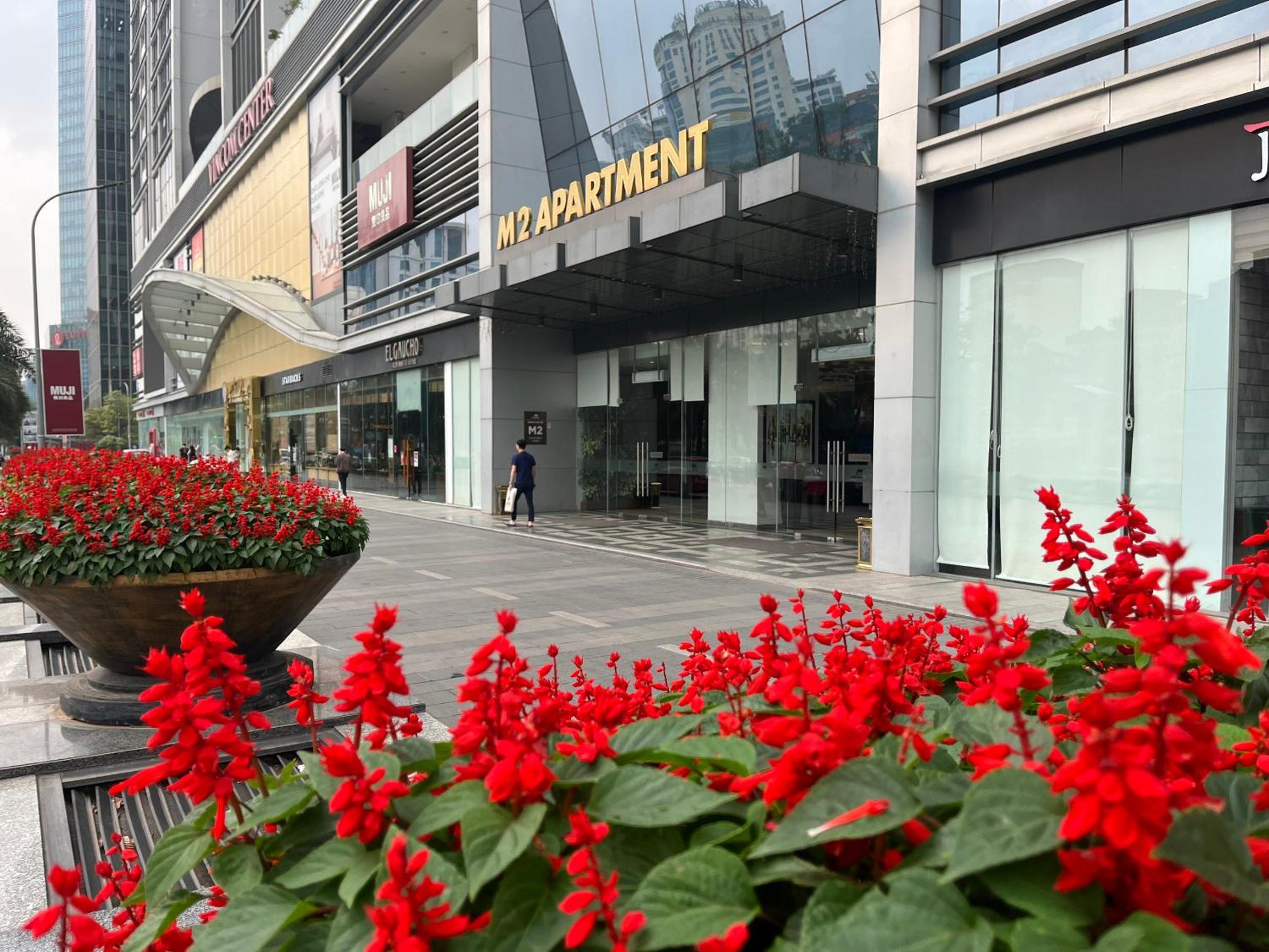 Vinhomes Metropolis Luxury Apartment 4 Br