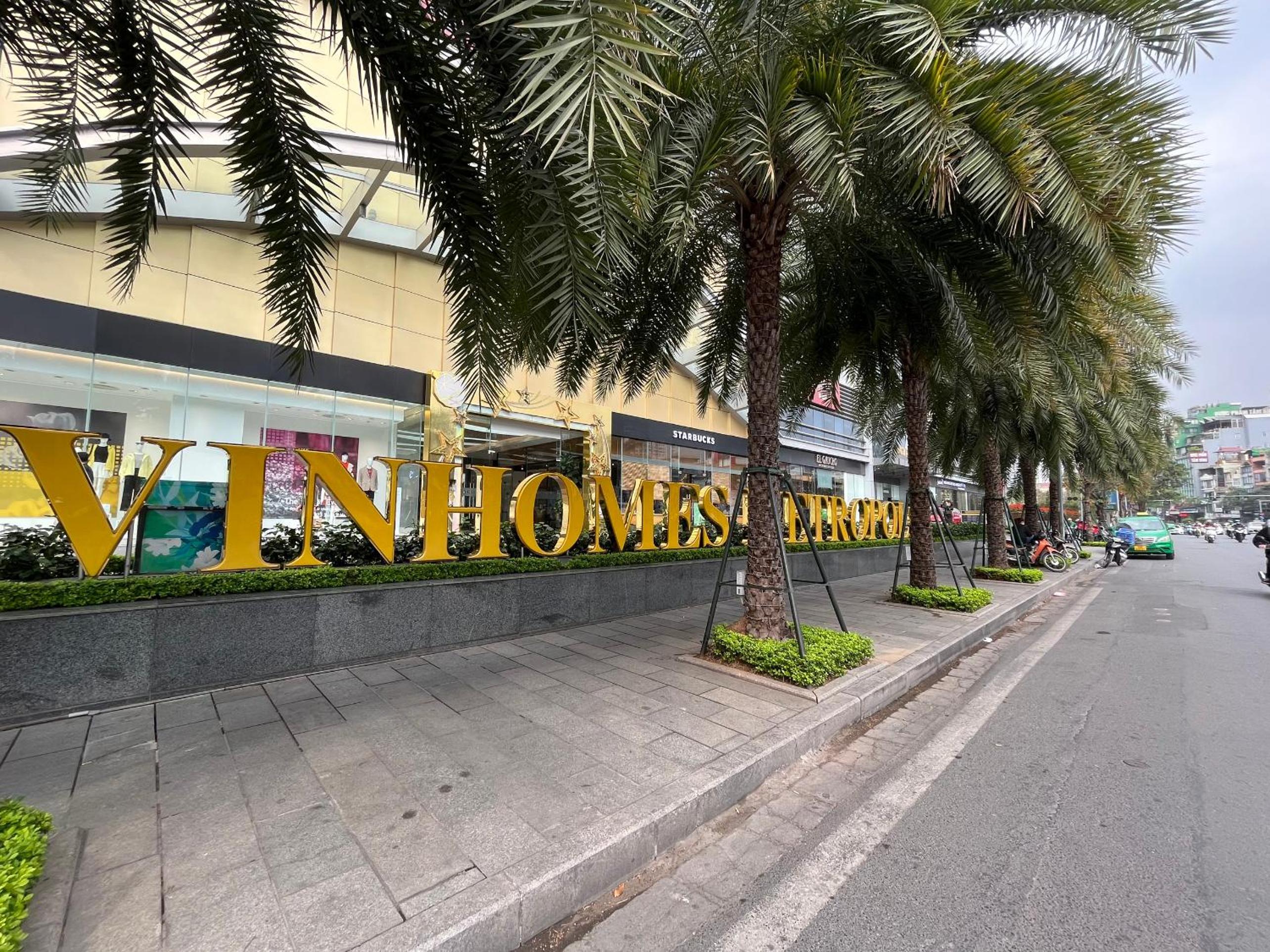 Vinhomes Metropolis Luxury Apartment 4 Br