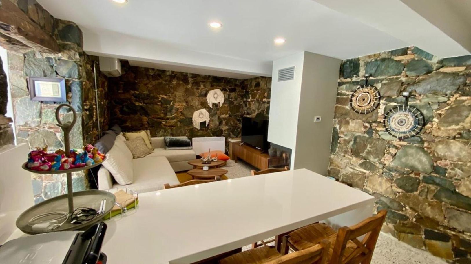 Yiayia Loukia Cottage by TrulyCyprus