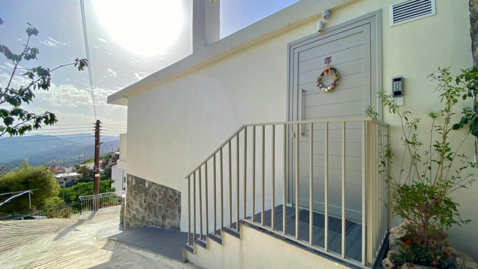 Yiayia Loukia Cottage by TrulyCyprus
