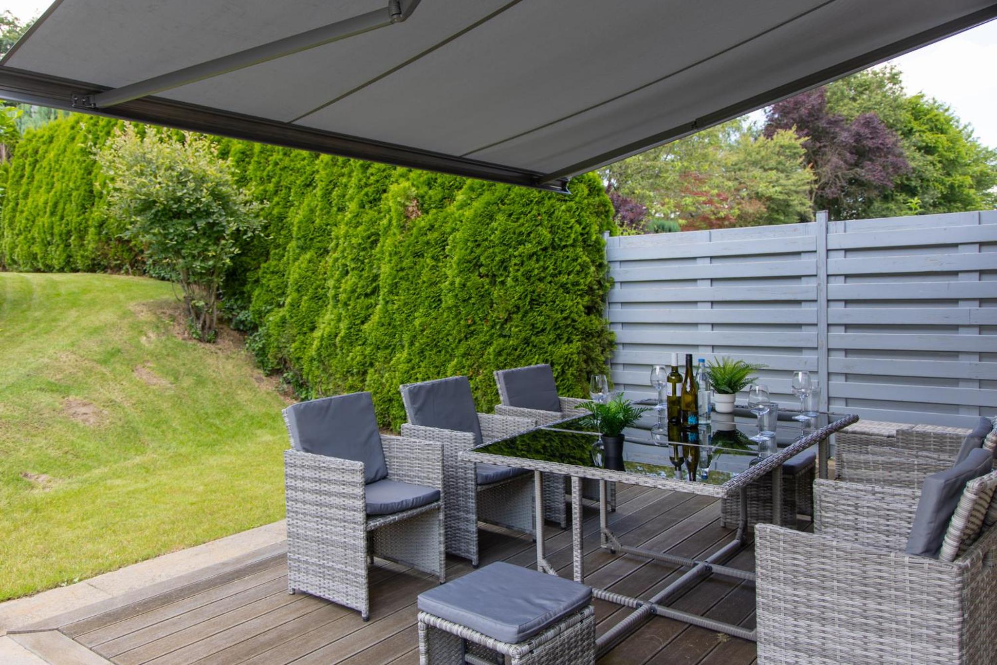 Ferienhaus Moselhöhe - 2023 neu renoviert, mit Design-Ausstattung & großem Garten