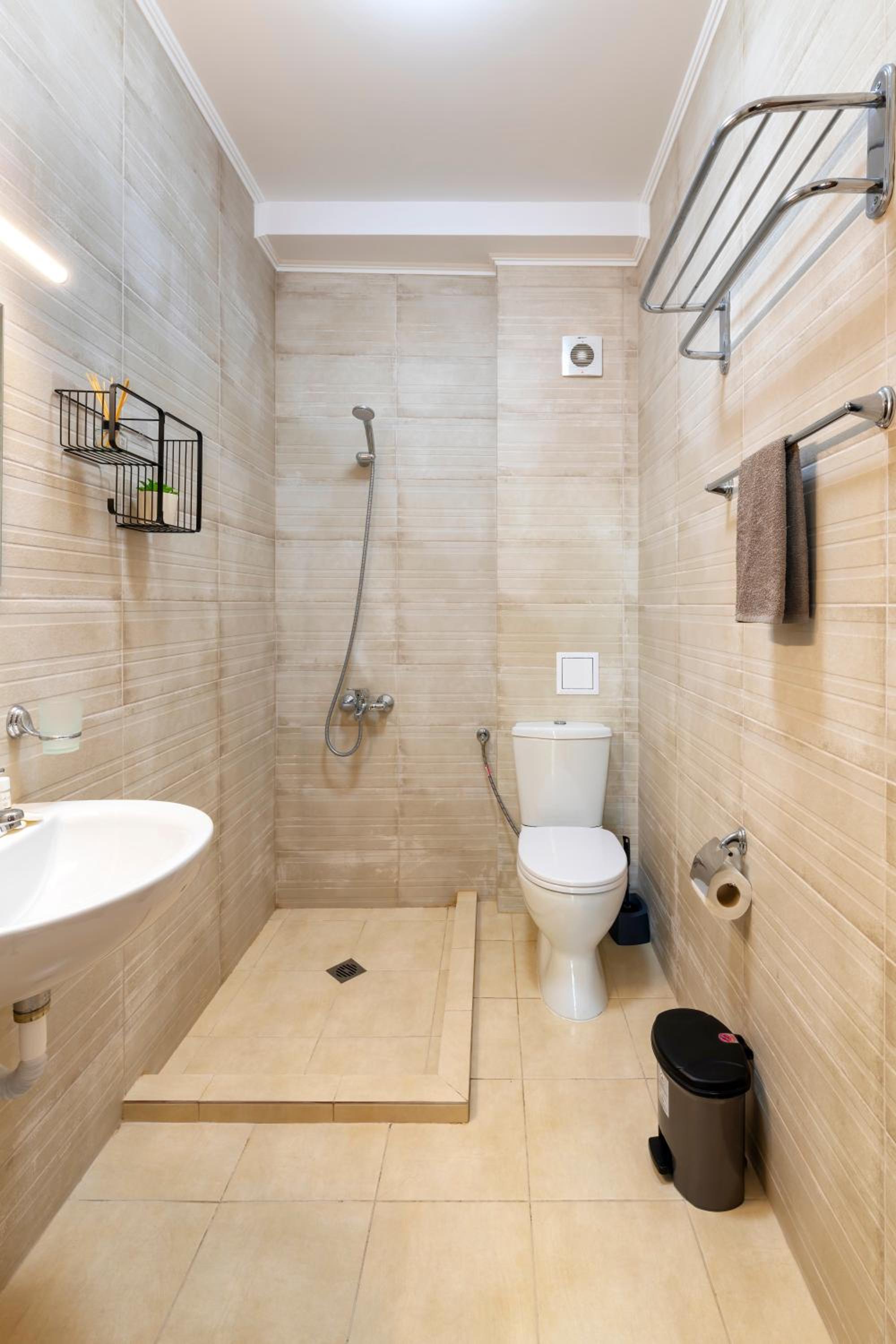 IRB Guest House Emona 4