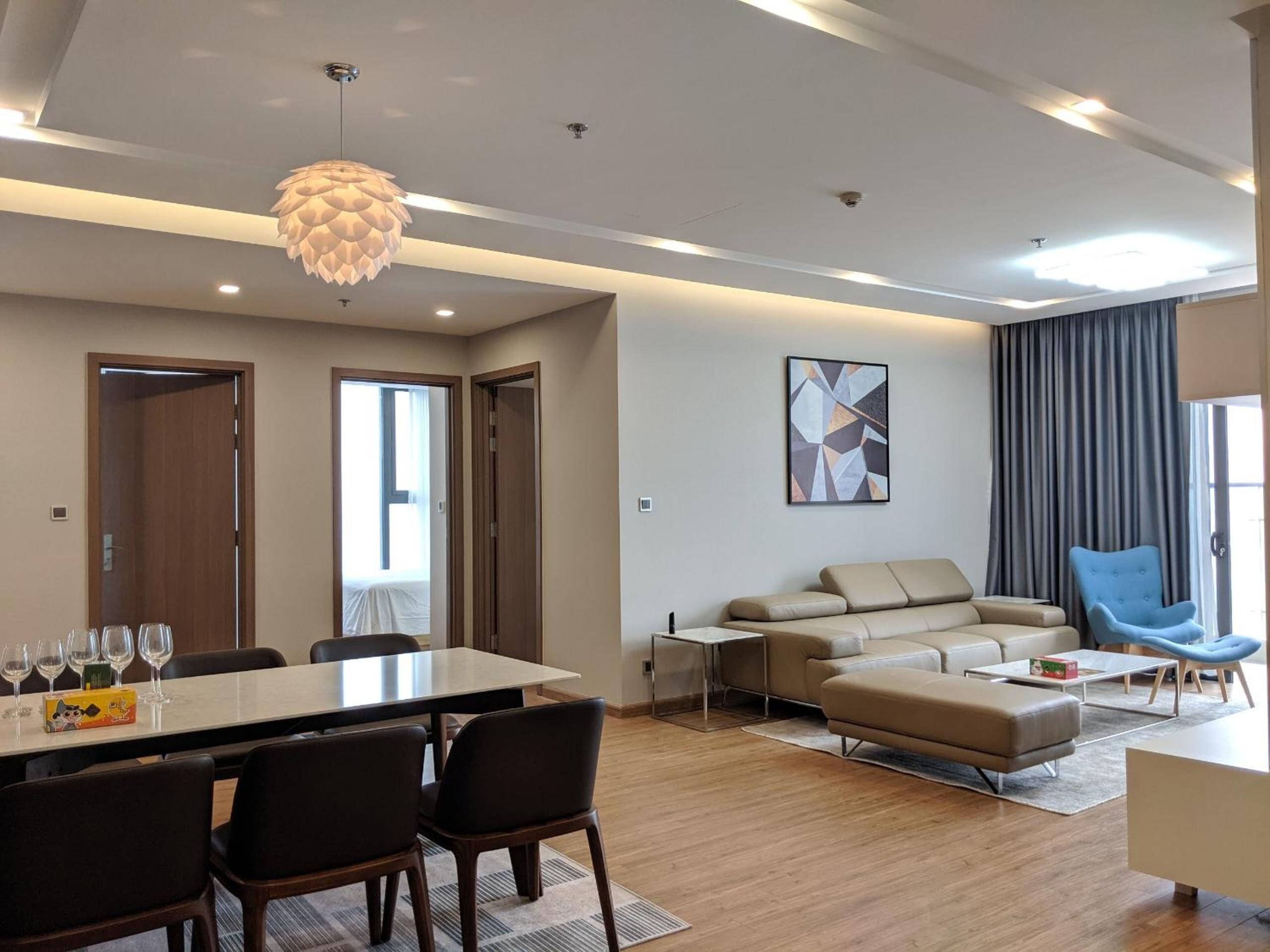 Vinhomes Metropolis Luxury Apt 3Br near Lotte