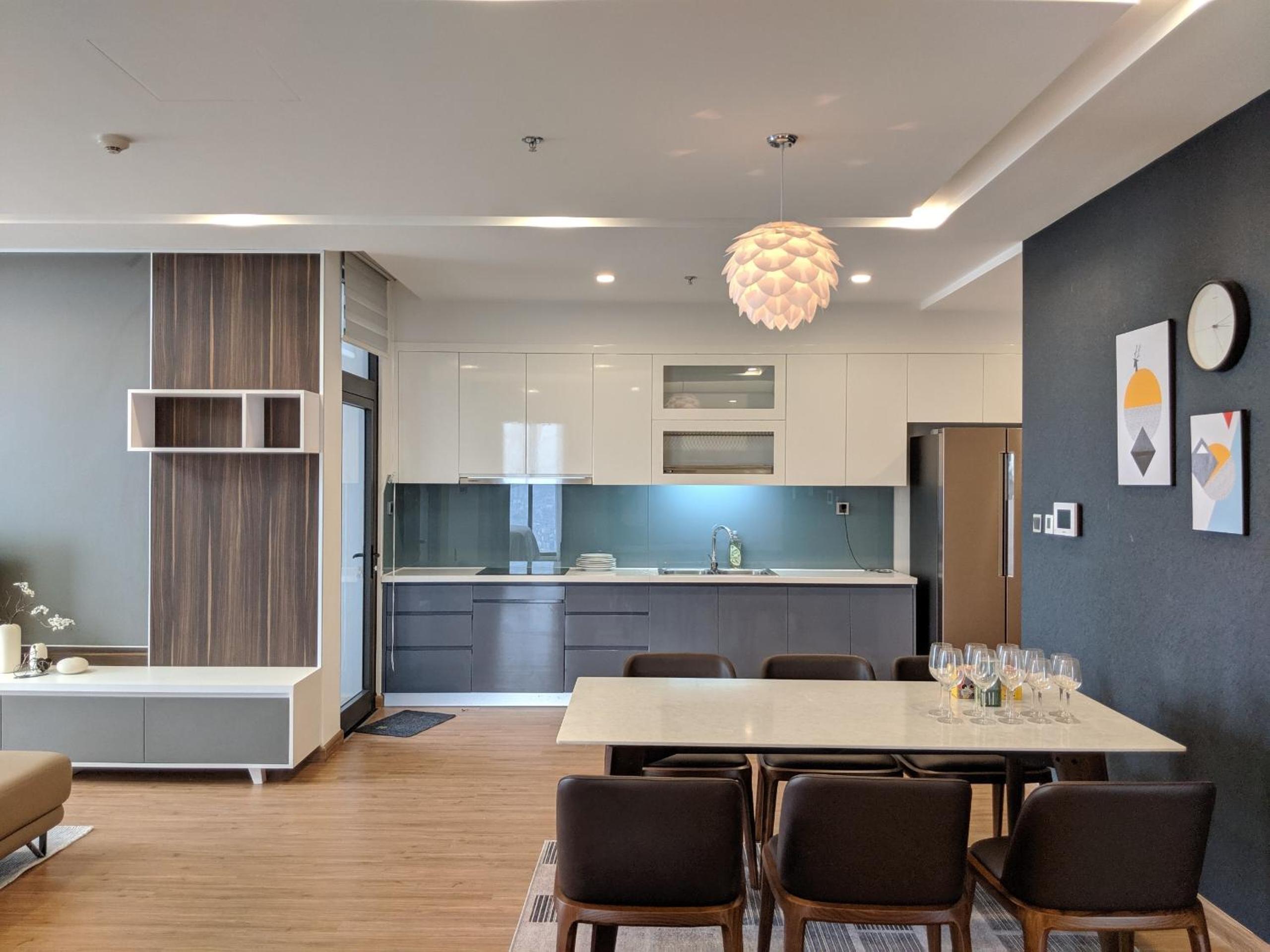Vinhomes Metropolis Luxury Apt 3Br near Lotte