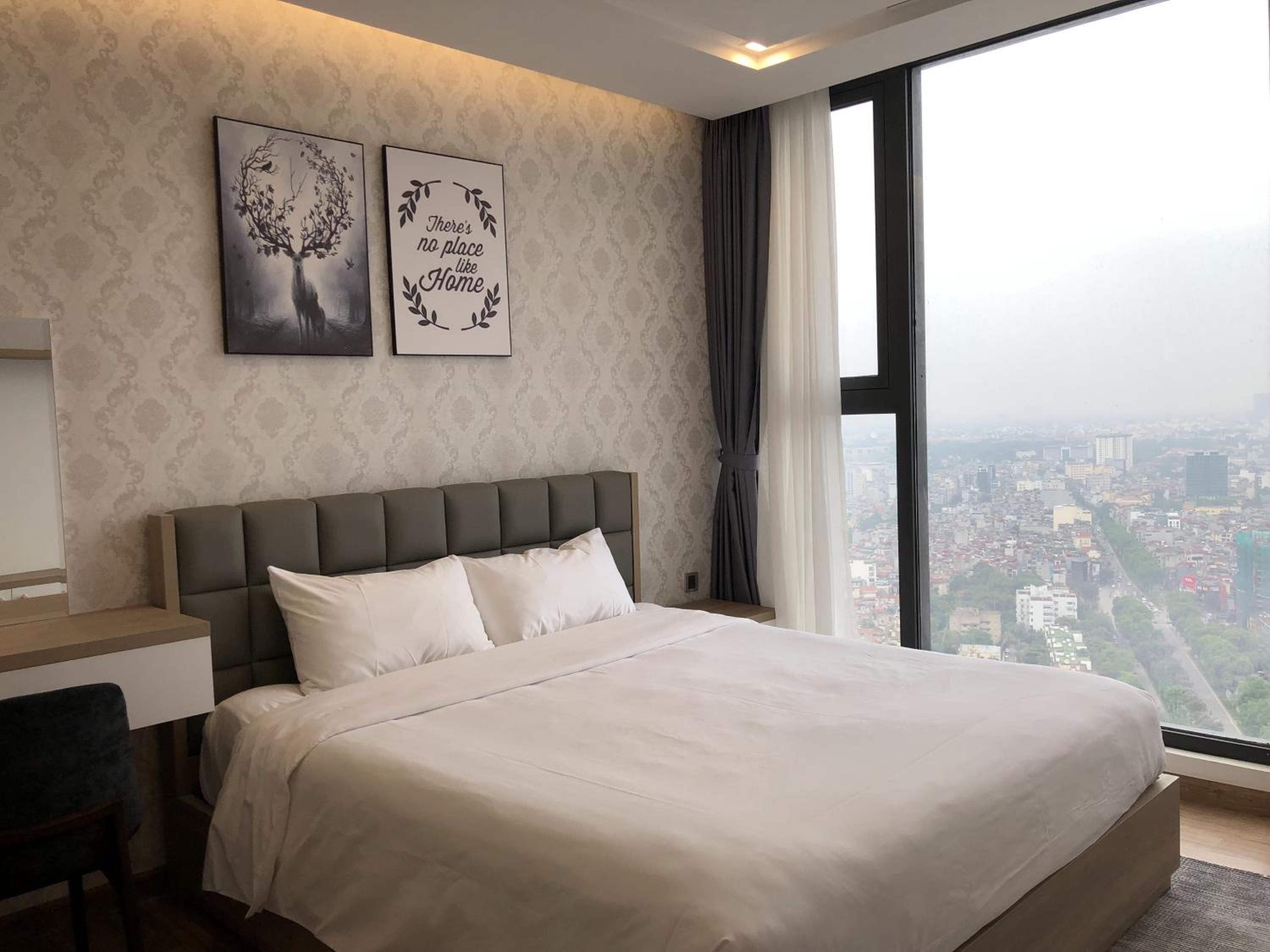 Vinhomes Metropolis Luxury Apt 3Br near Lotte
