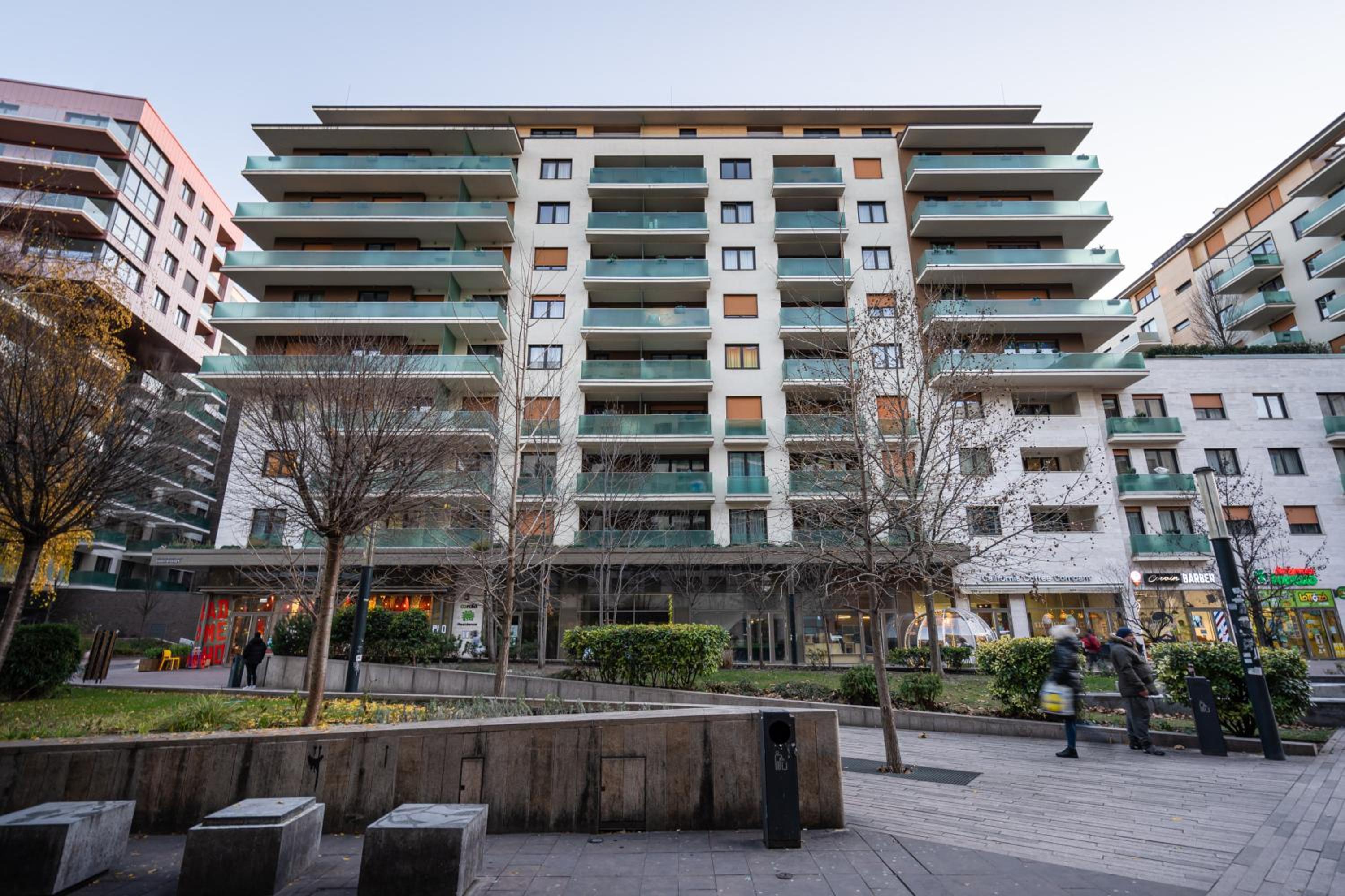 Corvex Apartment with balcony