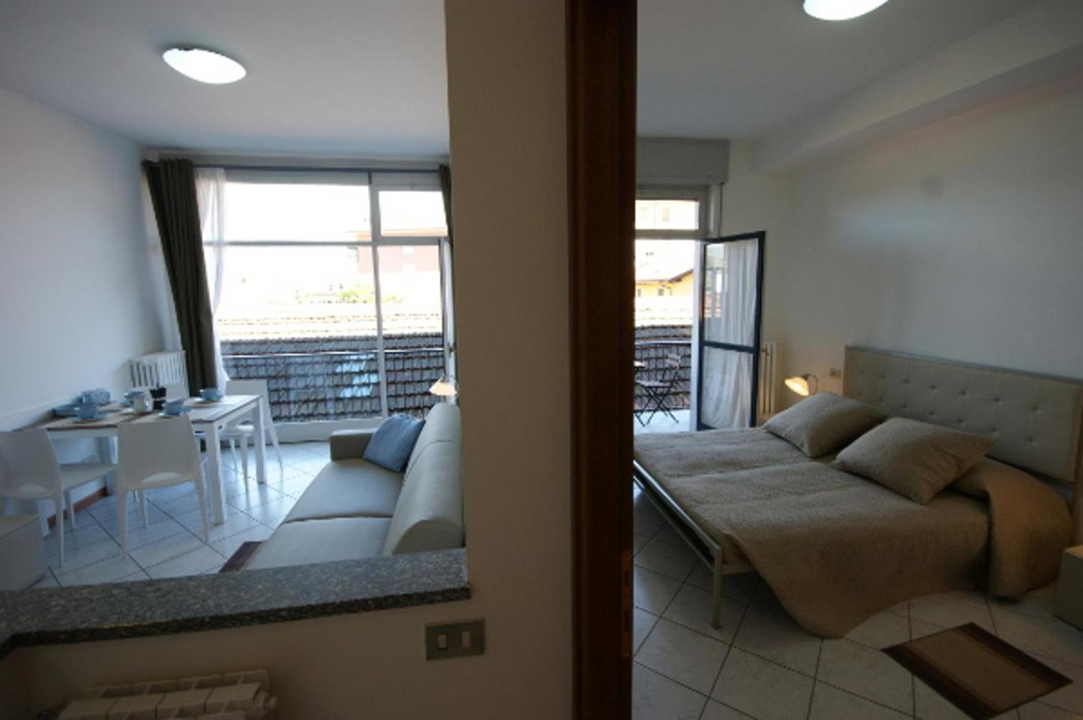Manzoni view 5