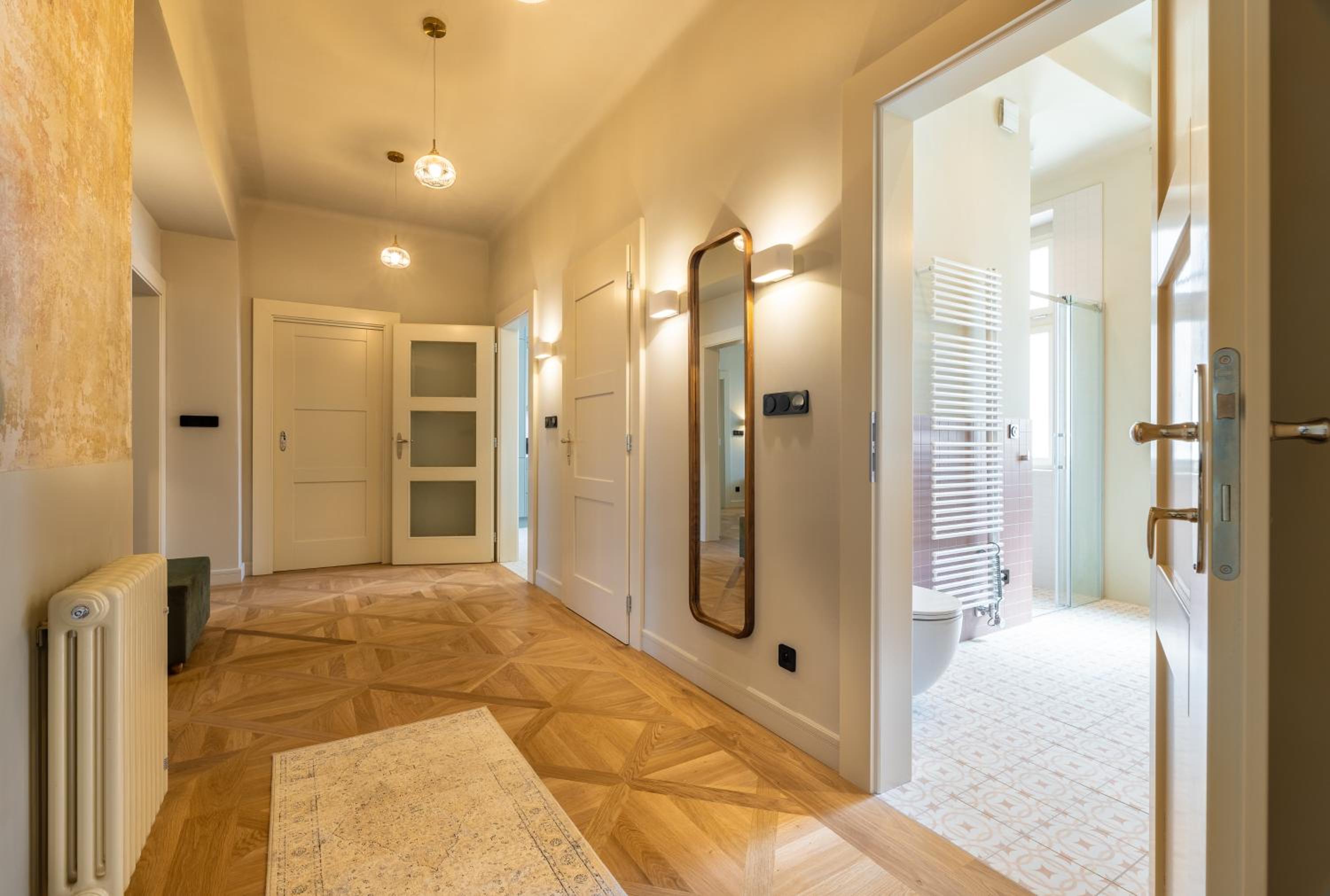 Luxury 2BR Apartment in Old Town with AC by EasyBNB Premium