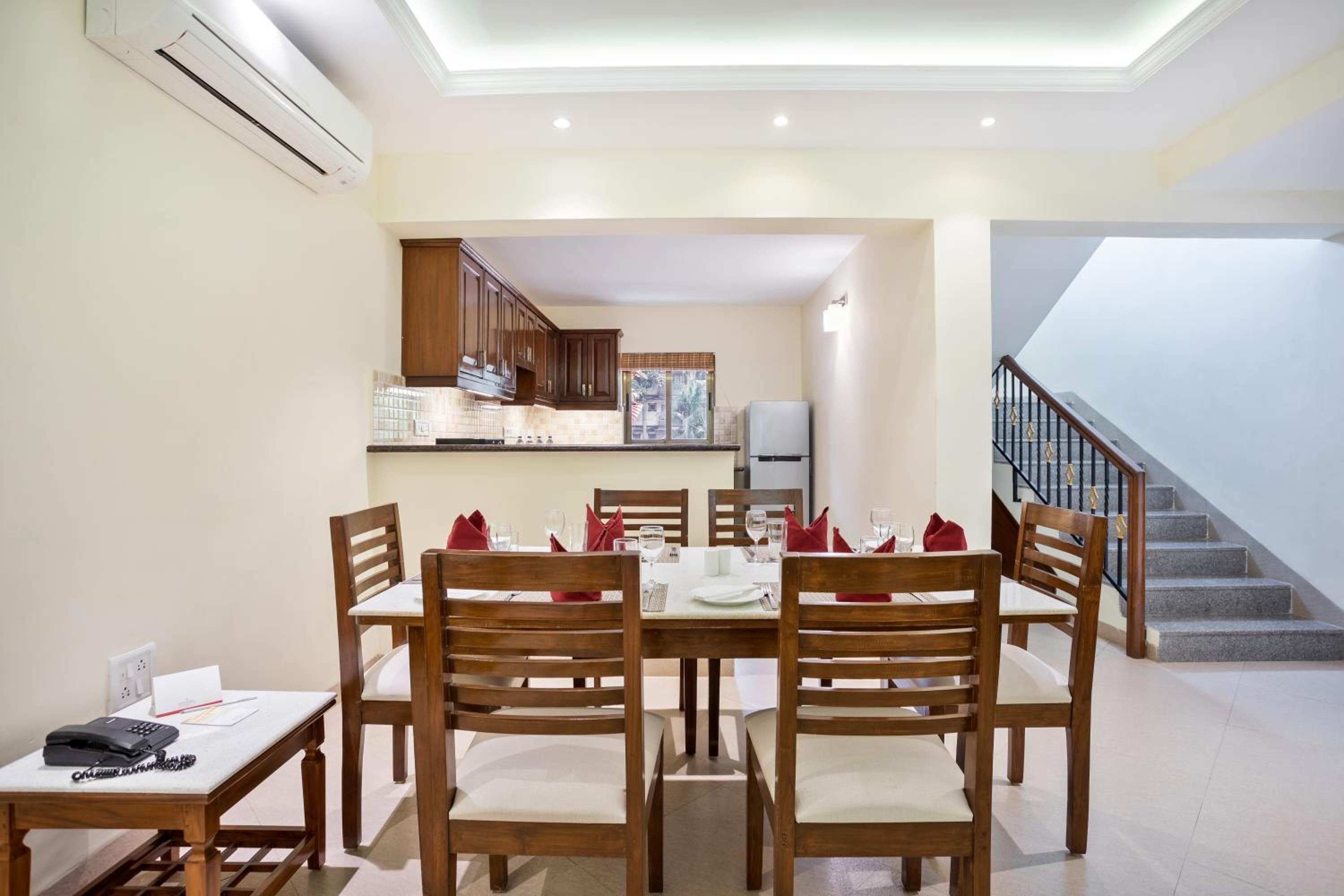 Seashell Suites and Villas - Candolim Goa