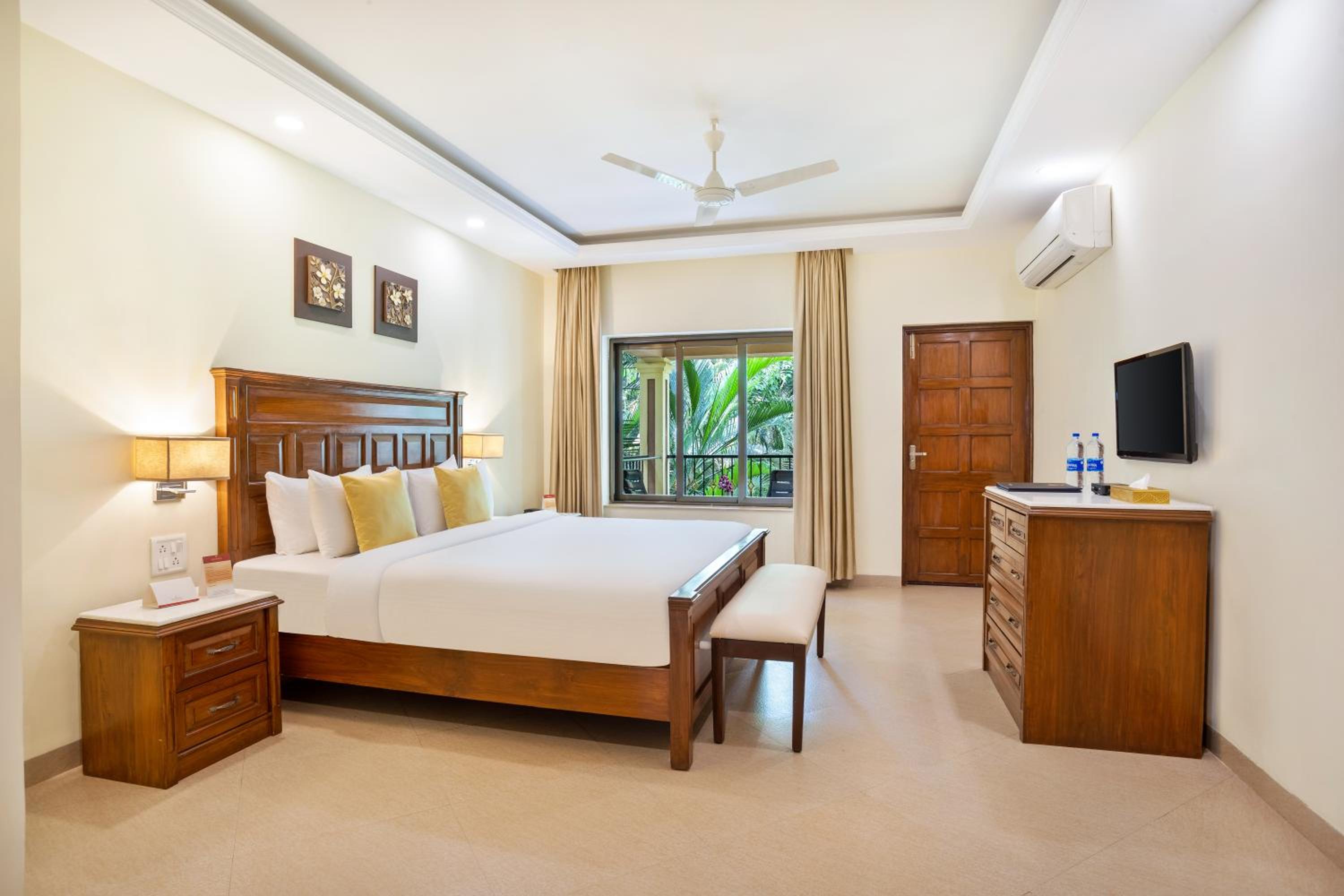 Seashell Suites and Villas - Candolim Goa