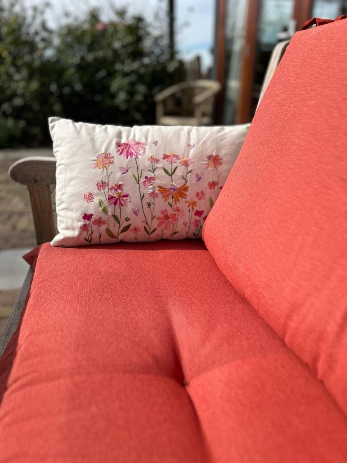 Hestar Husid, het luxe paardenhuis view 2