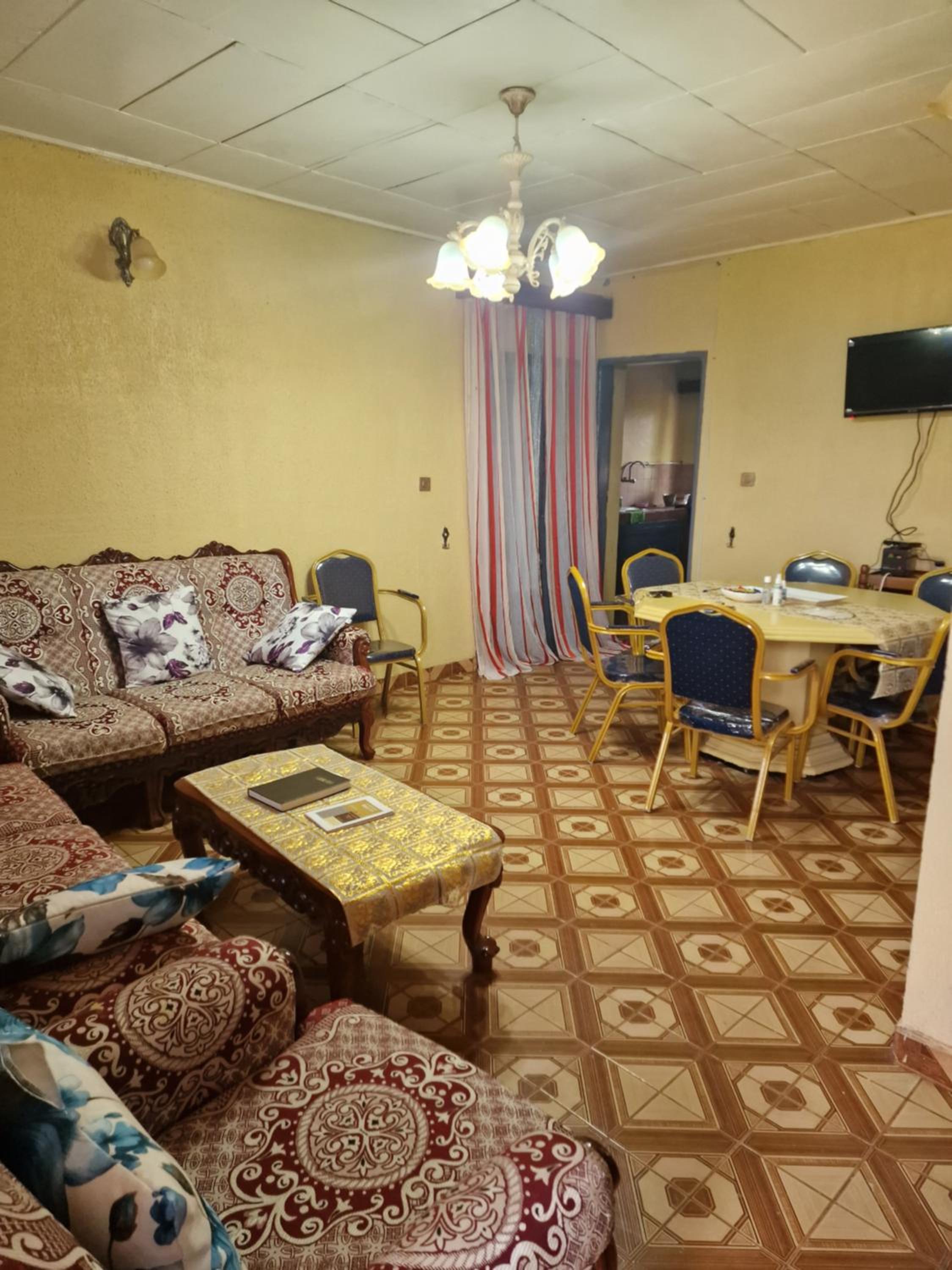 Bel Appartement 2 chambres meublé à Bafoussam
