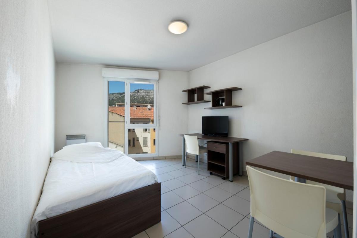 Toulon Vacations - Garden  City Toulon - Property Image 2