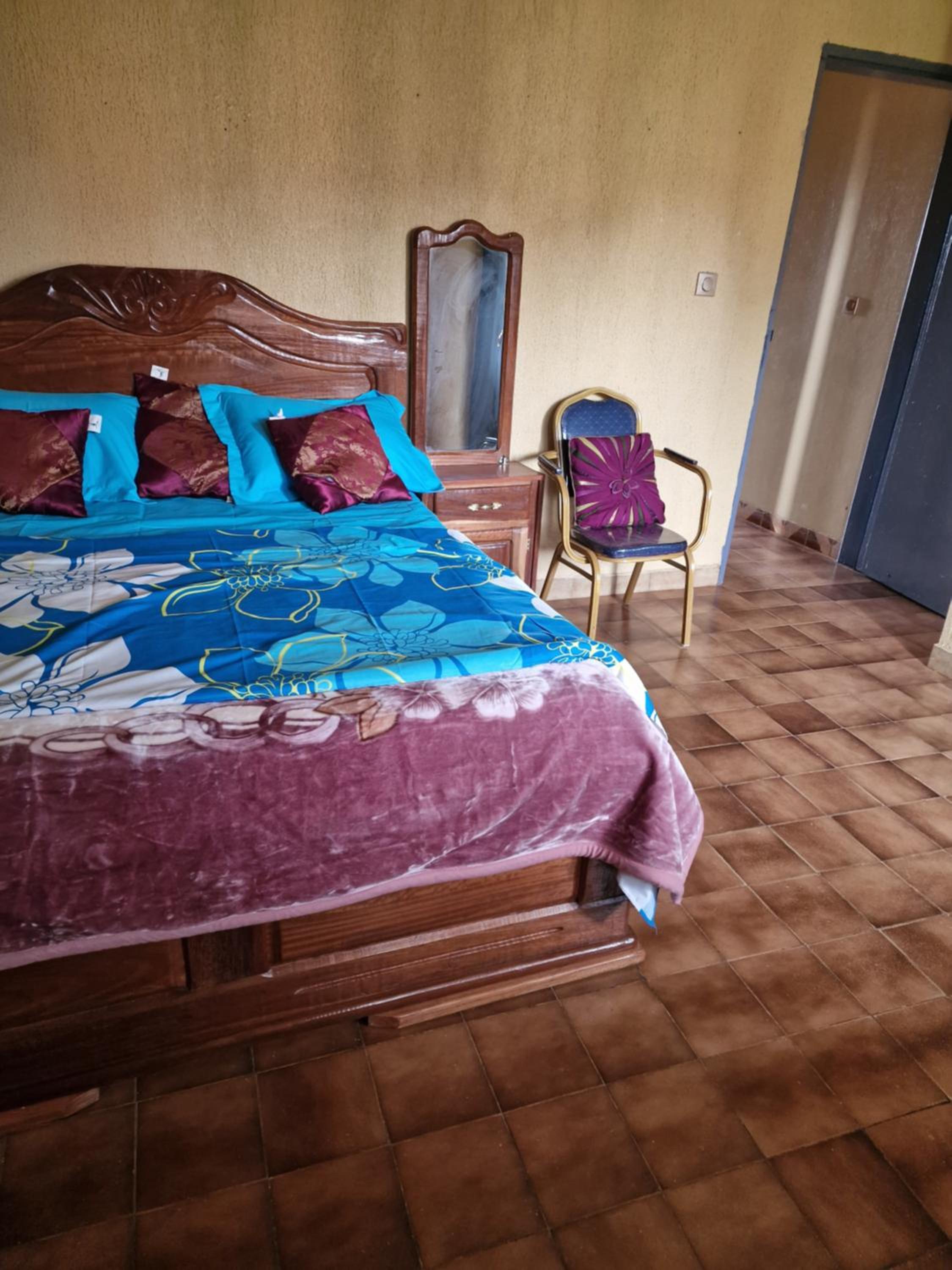 Bel Appartement 2 chambres meublé à Bafoussam