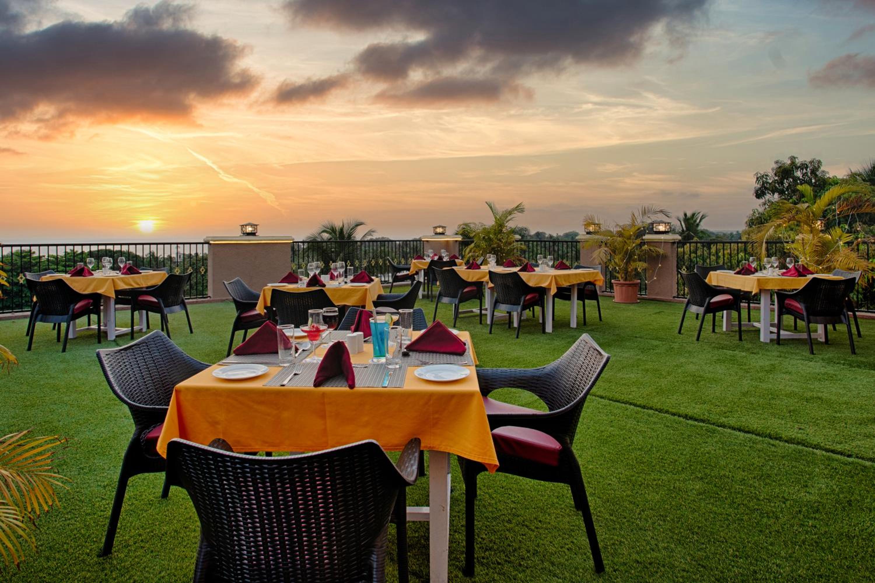 Seashell Suites and Villas - Candolim Goa