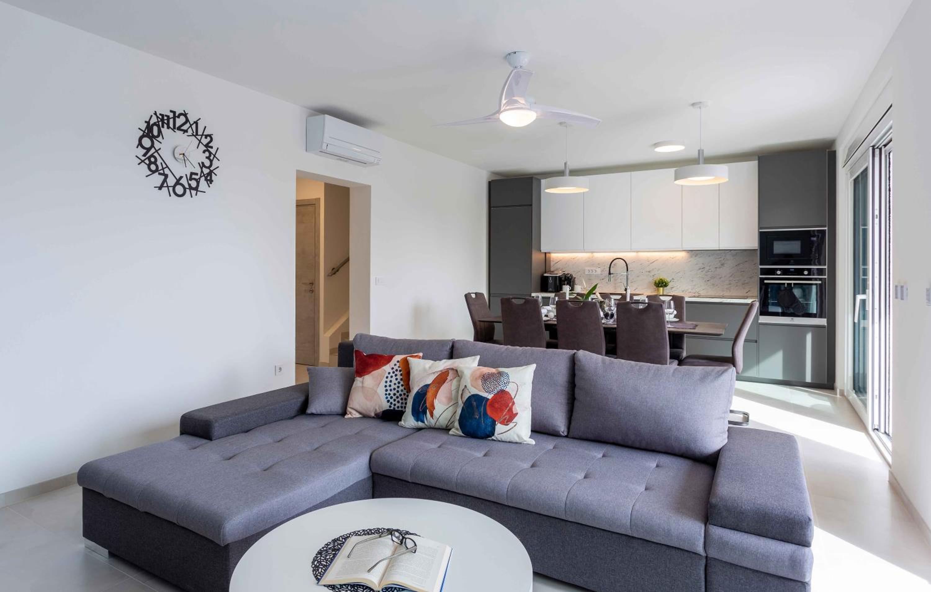 Osvit Grand Deluxe Apartment