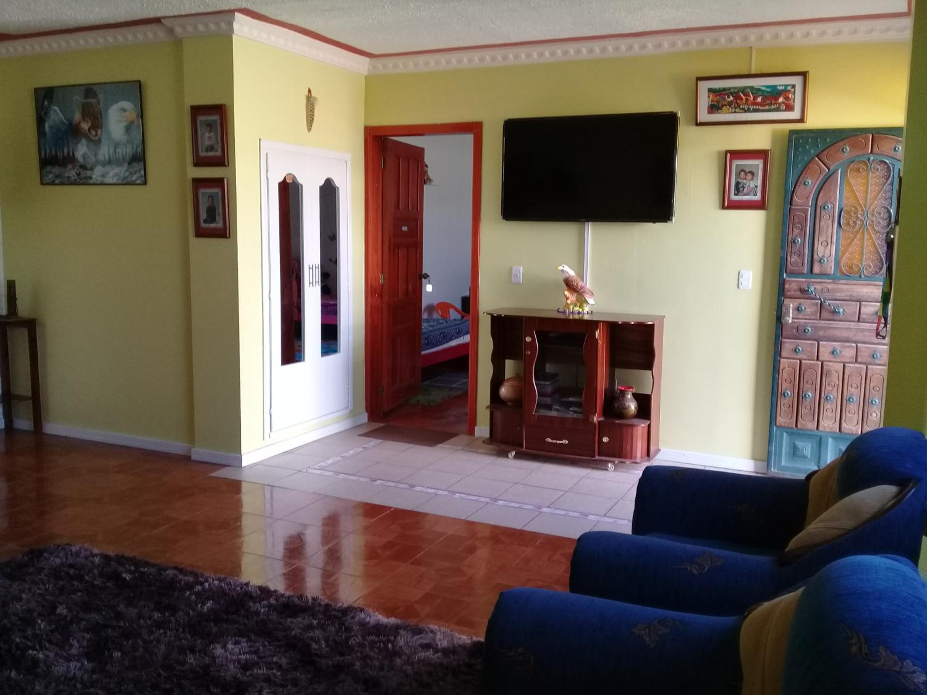 Casa amplia y familiar
