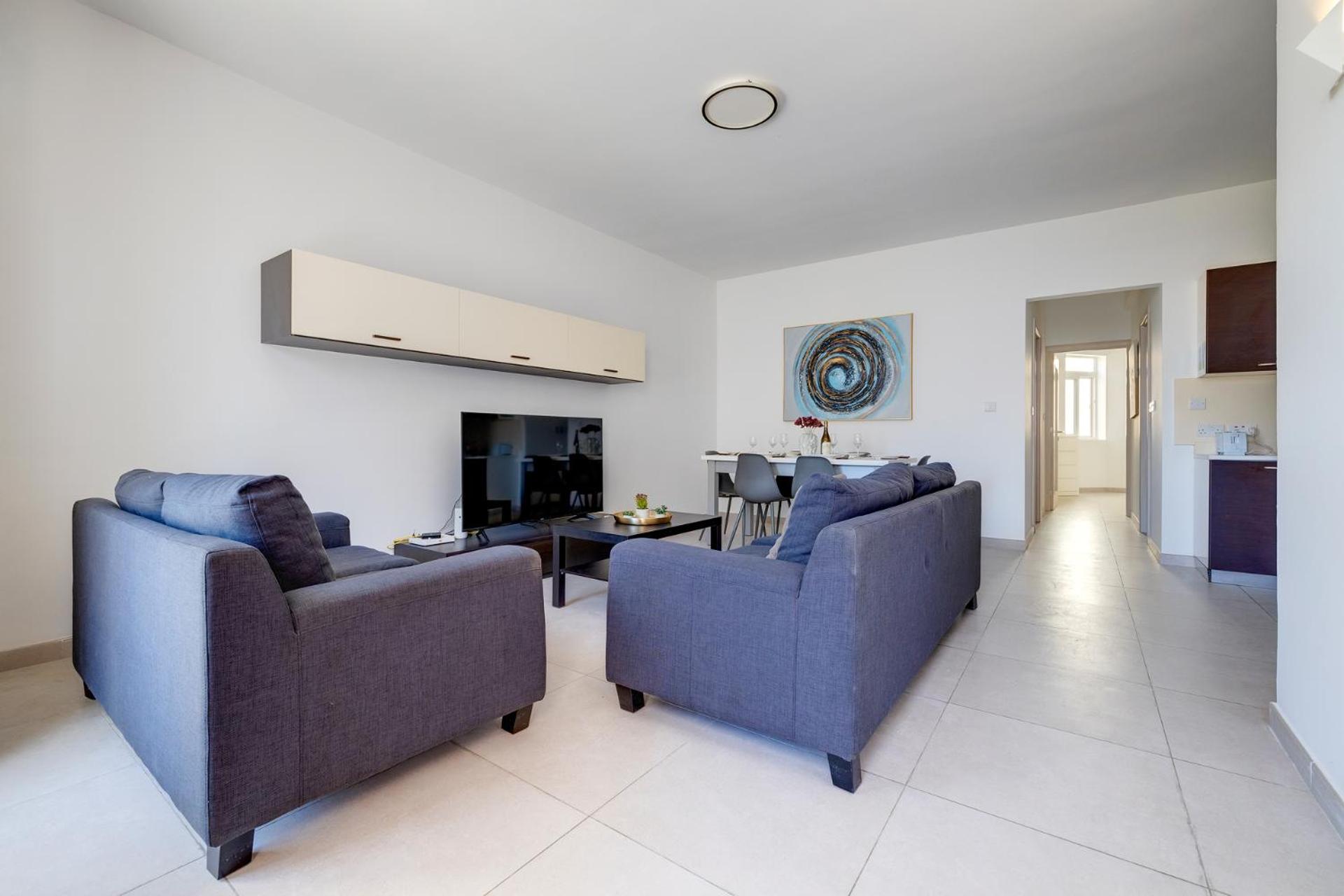 Trendy 2BR Maisonette Near St. Julians Hot Spots photo 4