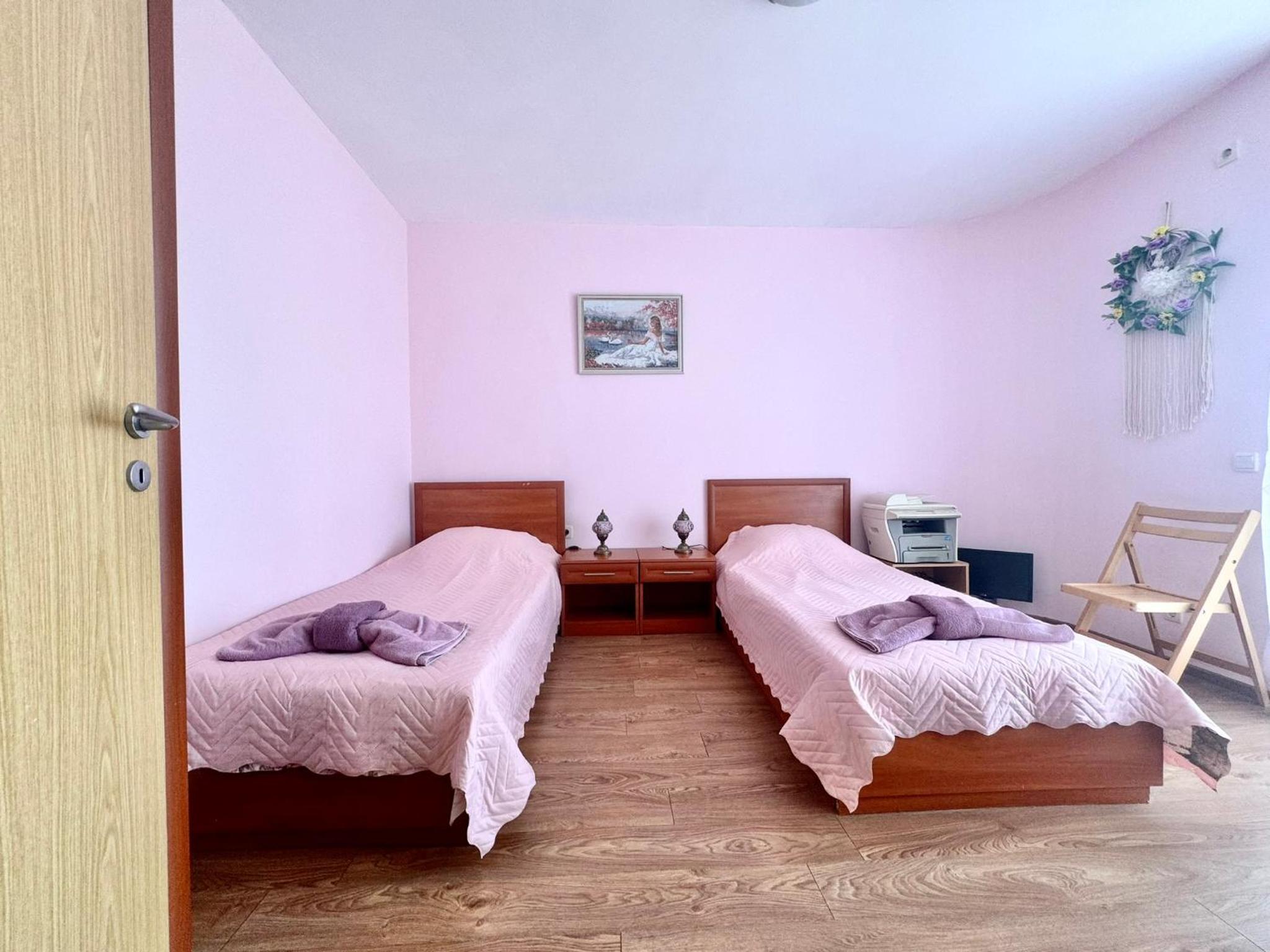 Bratanov Ashton Hall