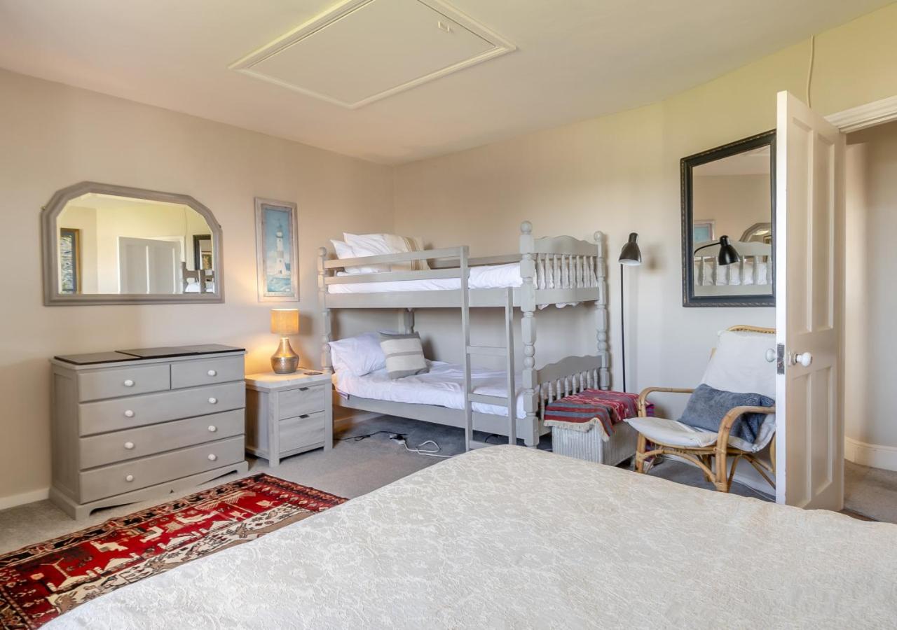 3 Bed in Southwold oc-sog view 5