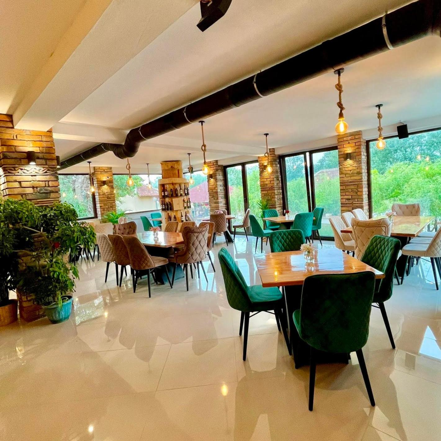Moravska Obala - Prenoćište i Restoran