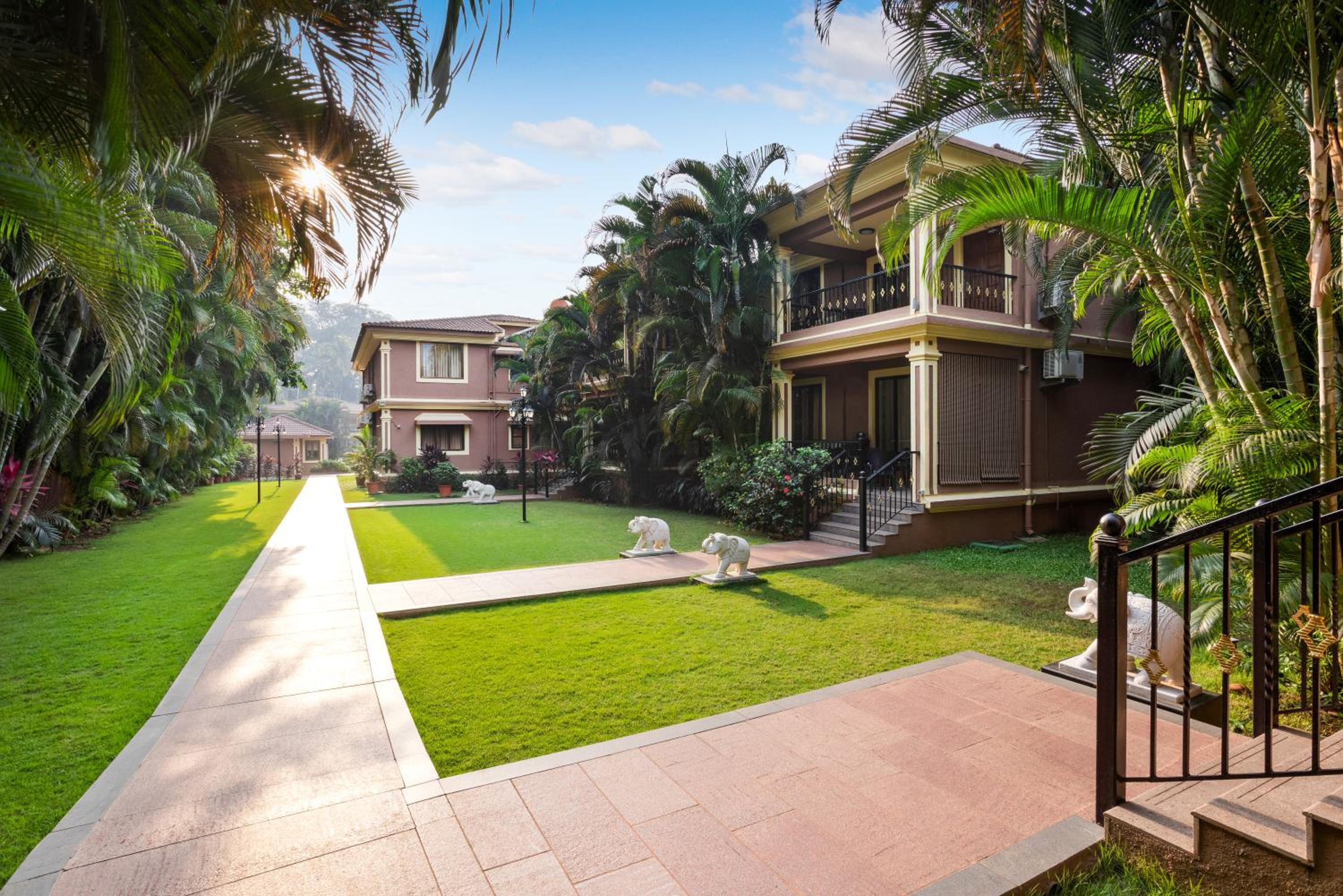 Seashell Suites and Villas - Candolim Goa
