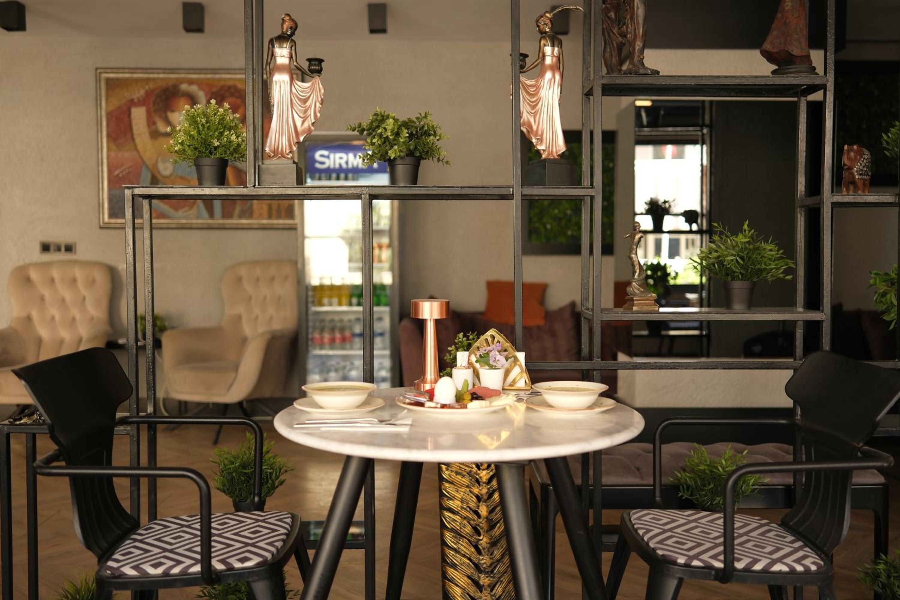 Mielo Lara Otel - Image 29